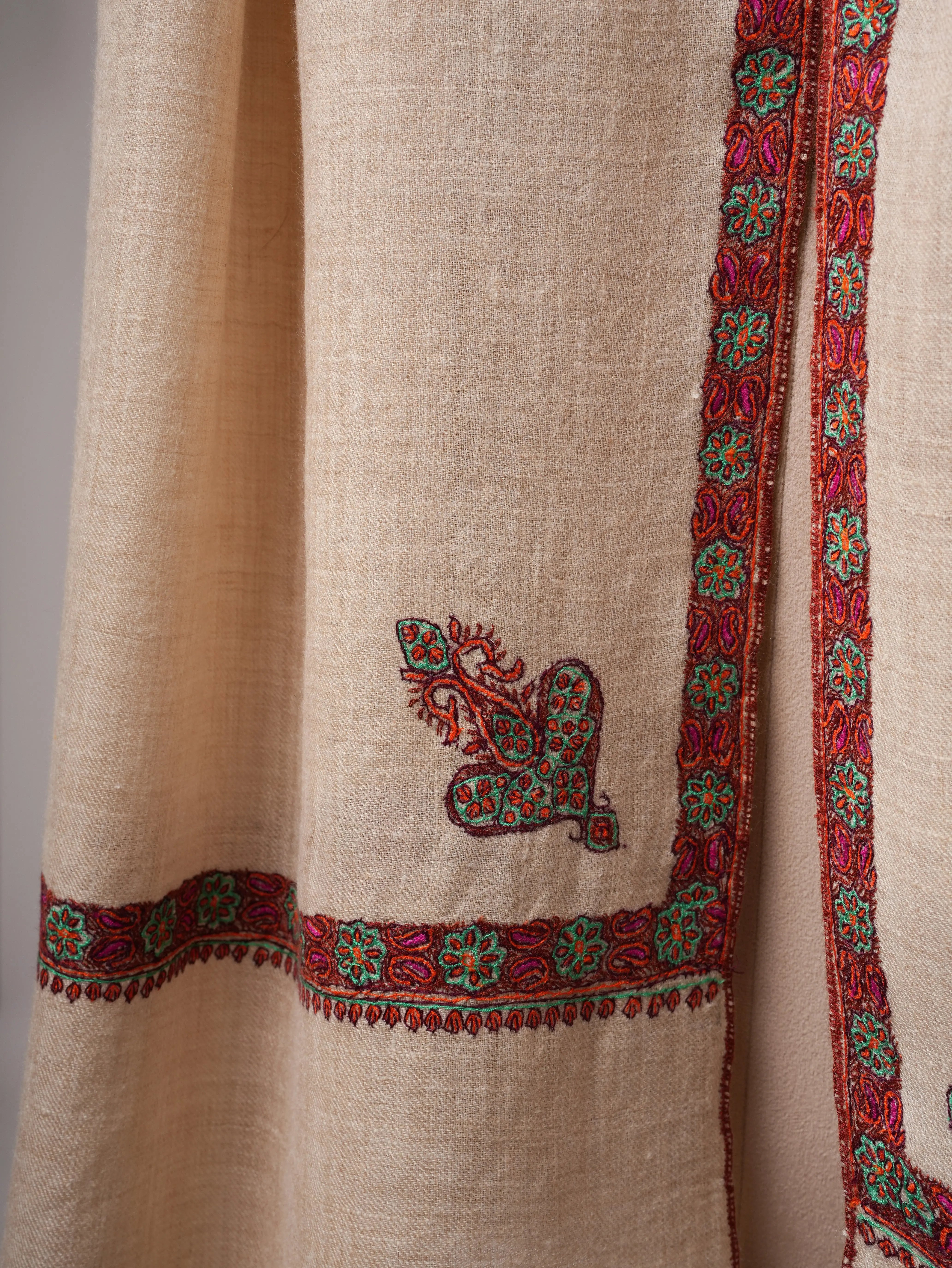 Off-White Pure Cashmere Scarf with Hashia Sozni Embroidery Shahkaar