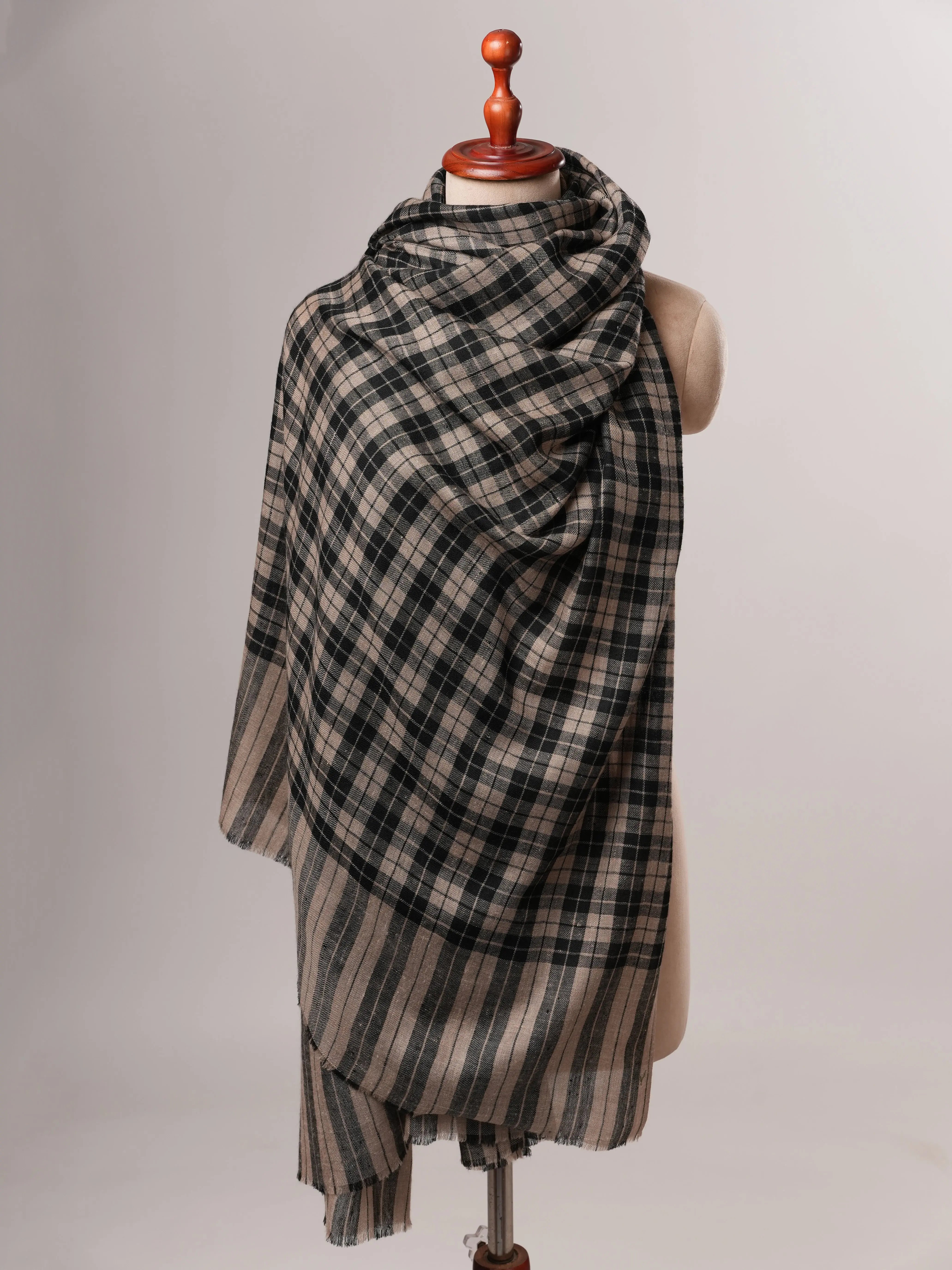 Handloomed Black and Grey Check Pashmina Shawl Shahkaar