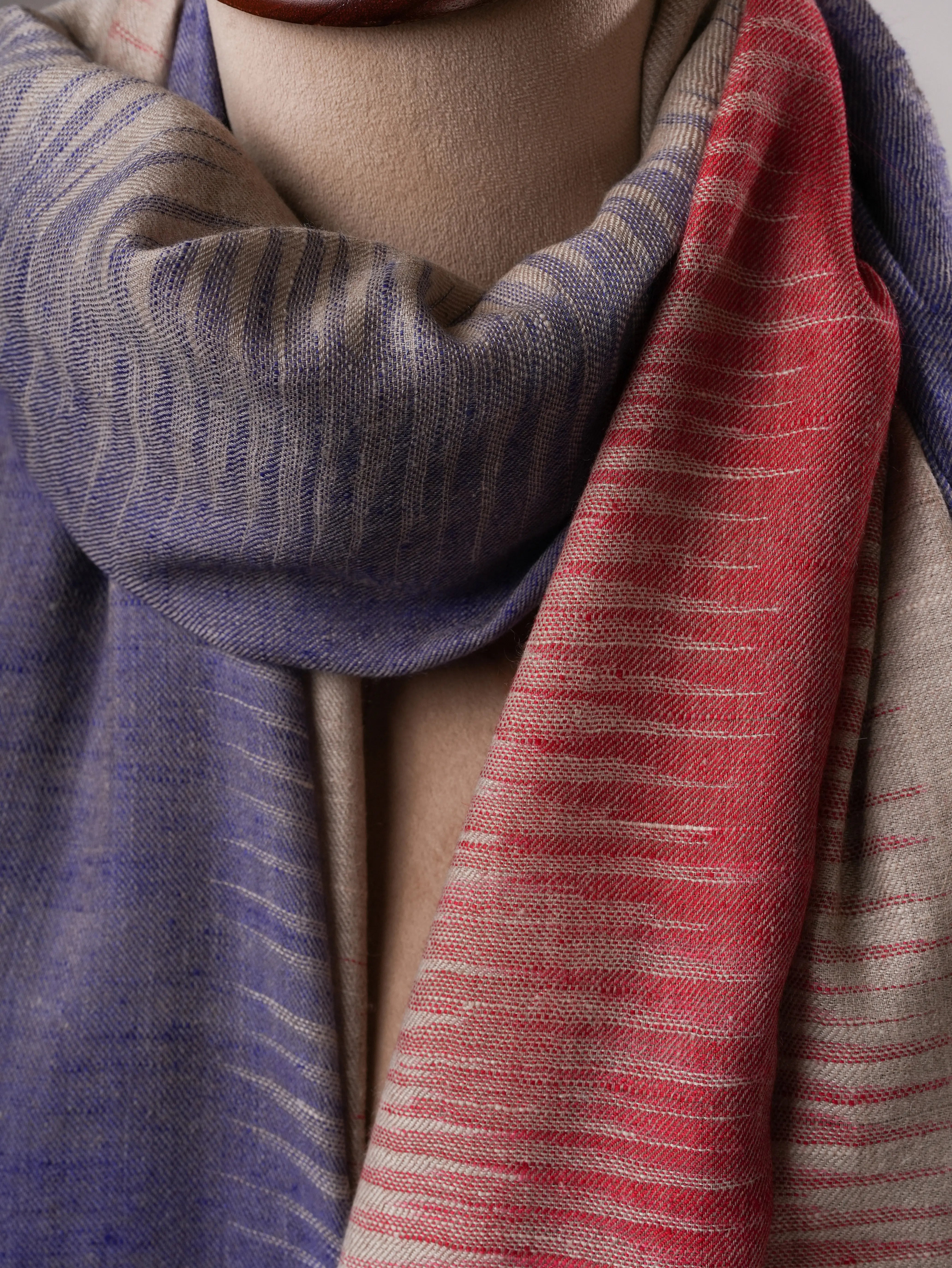 Artisan Crafted Featherlight Handloomed Ikat Pashmina Shawl Shahkaar