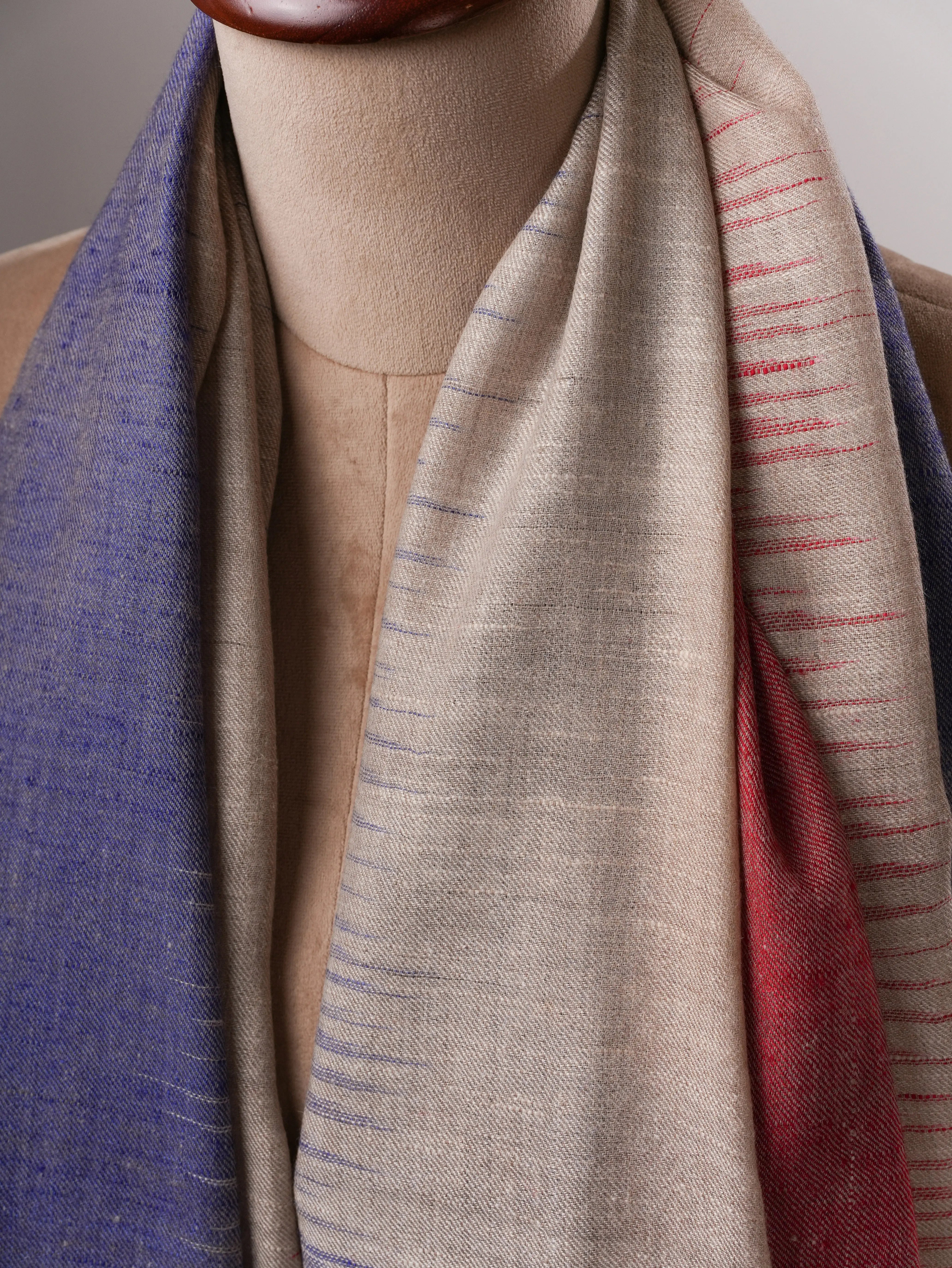 Artisan Crafted Featherlight Handloomed Ikat Pashmina Shawl Shahkaar