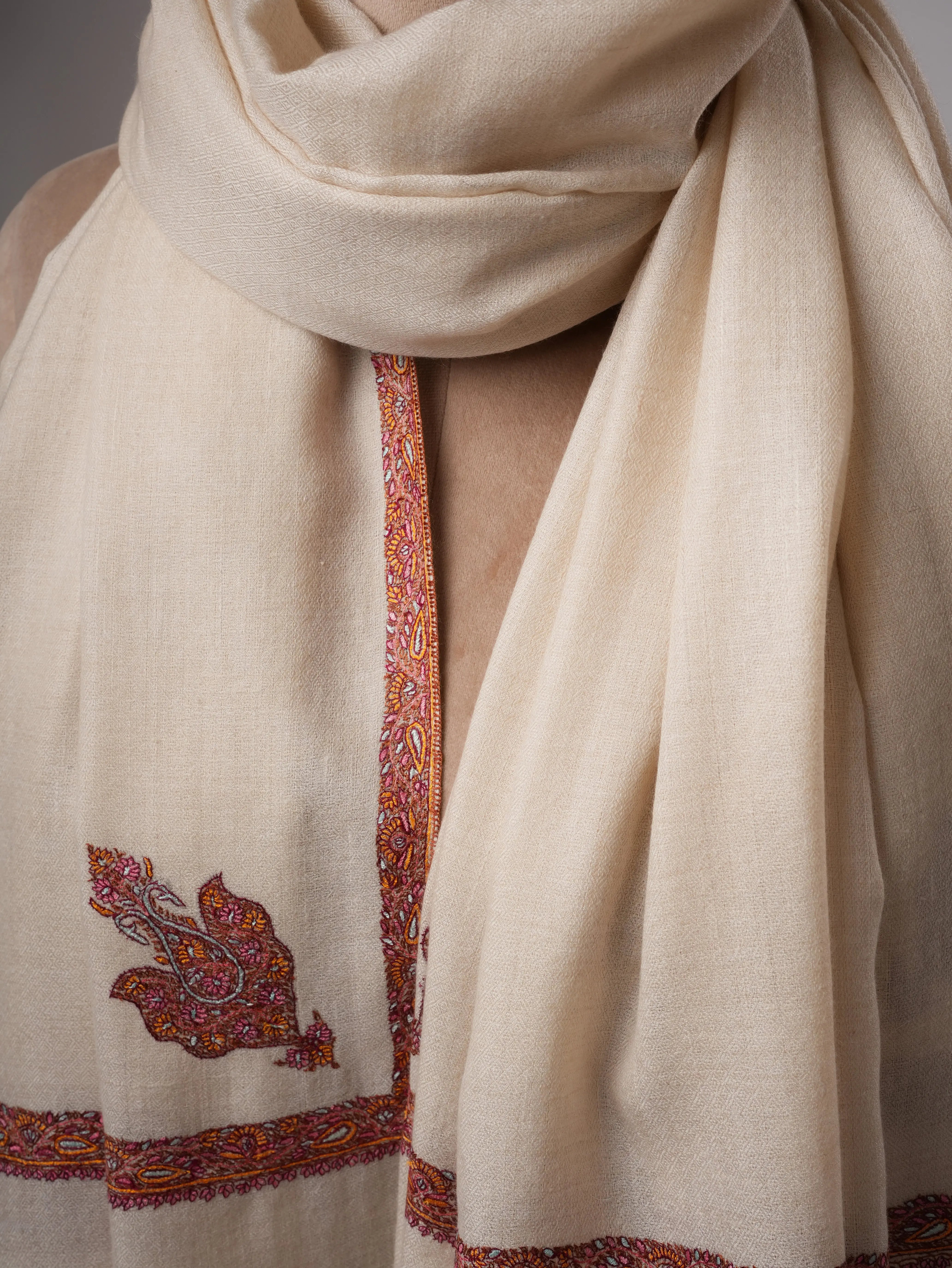 Artisan Made Ivory Pashmina Shawl Featuring Hashia Hand Embroidery Shahkaar