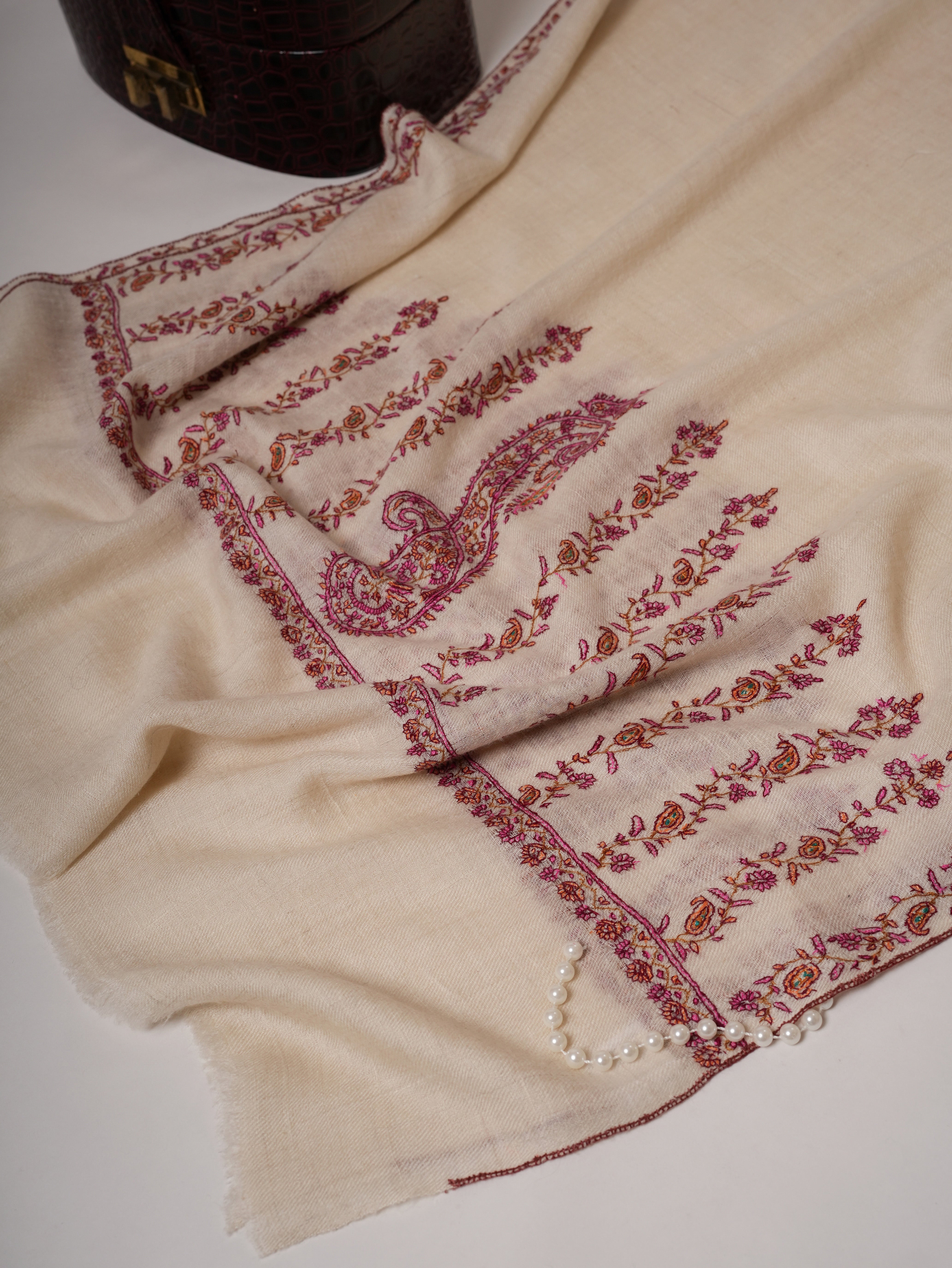 Handwoven Natural White Cashmere Scarf with Hand Embroidered Palla Shahkaar