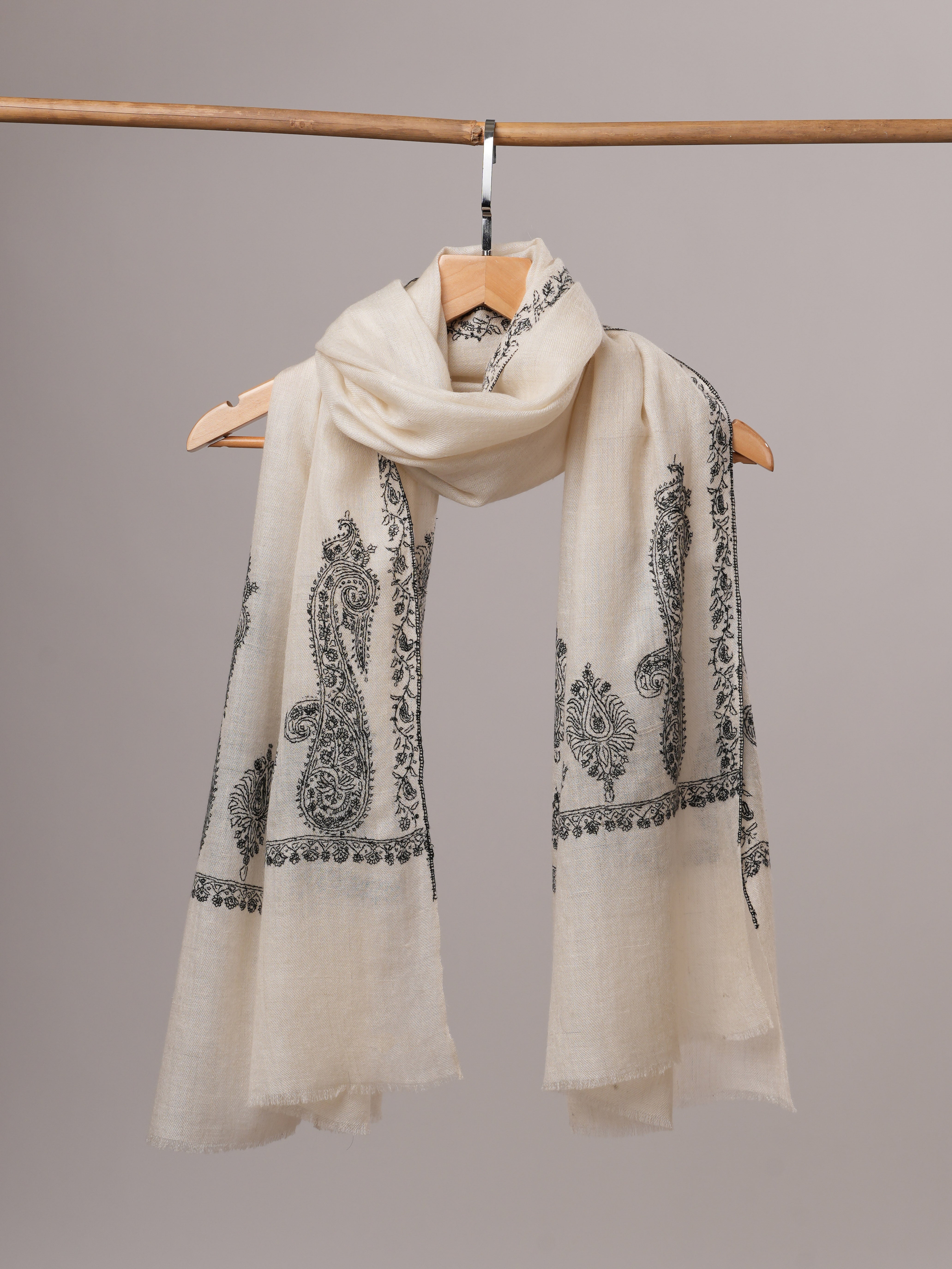 Handwoven Natural Ivory Cashmere Scarf with Paisley Palla Hand Embroidery Shahkaar