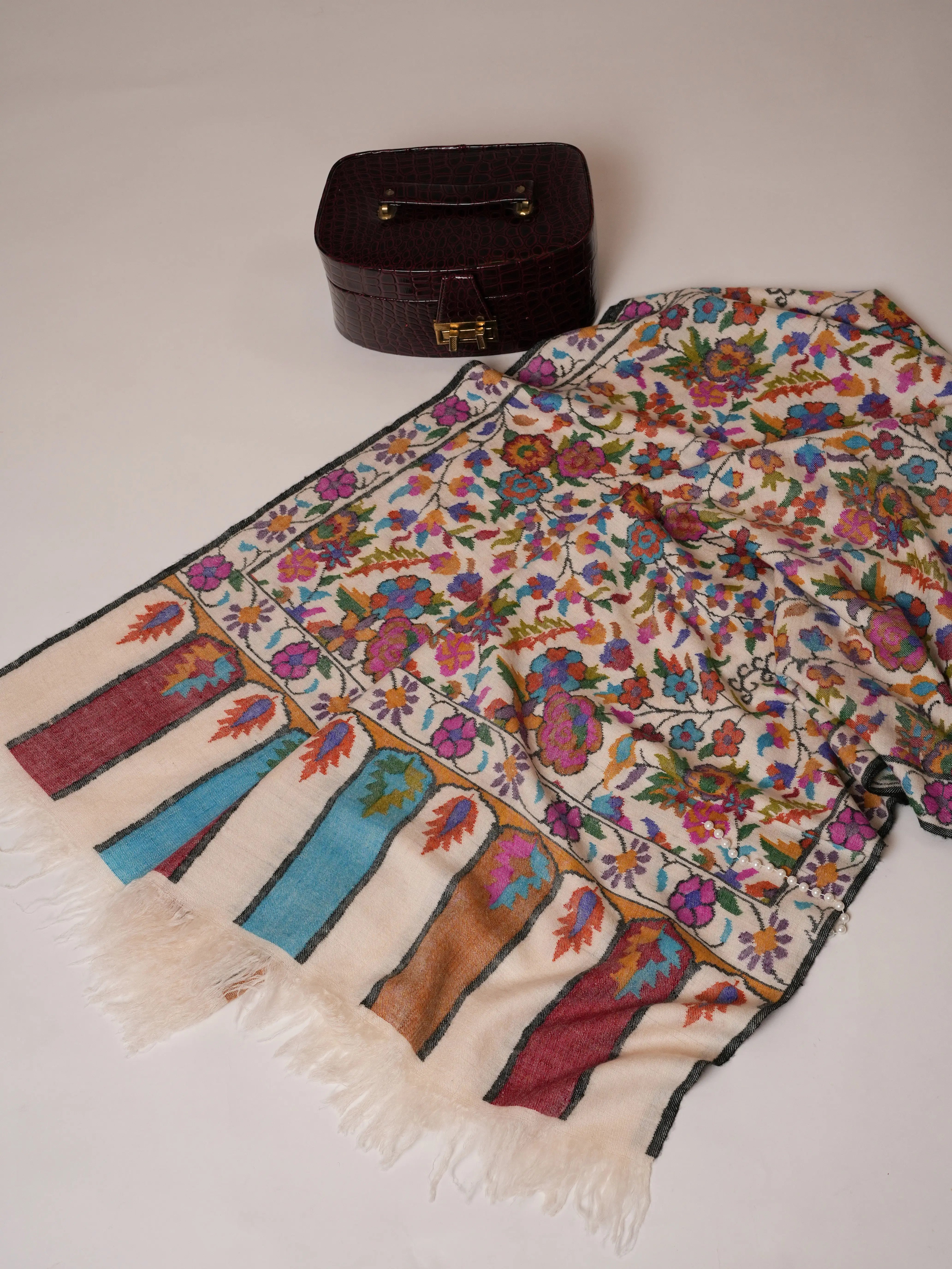 Handspun Handwoven Kani Pure Pashmina Shawl Shahkaar Global