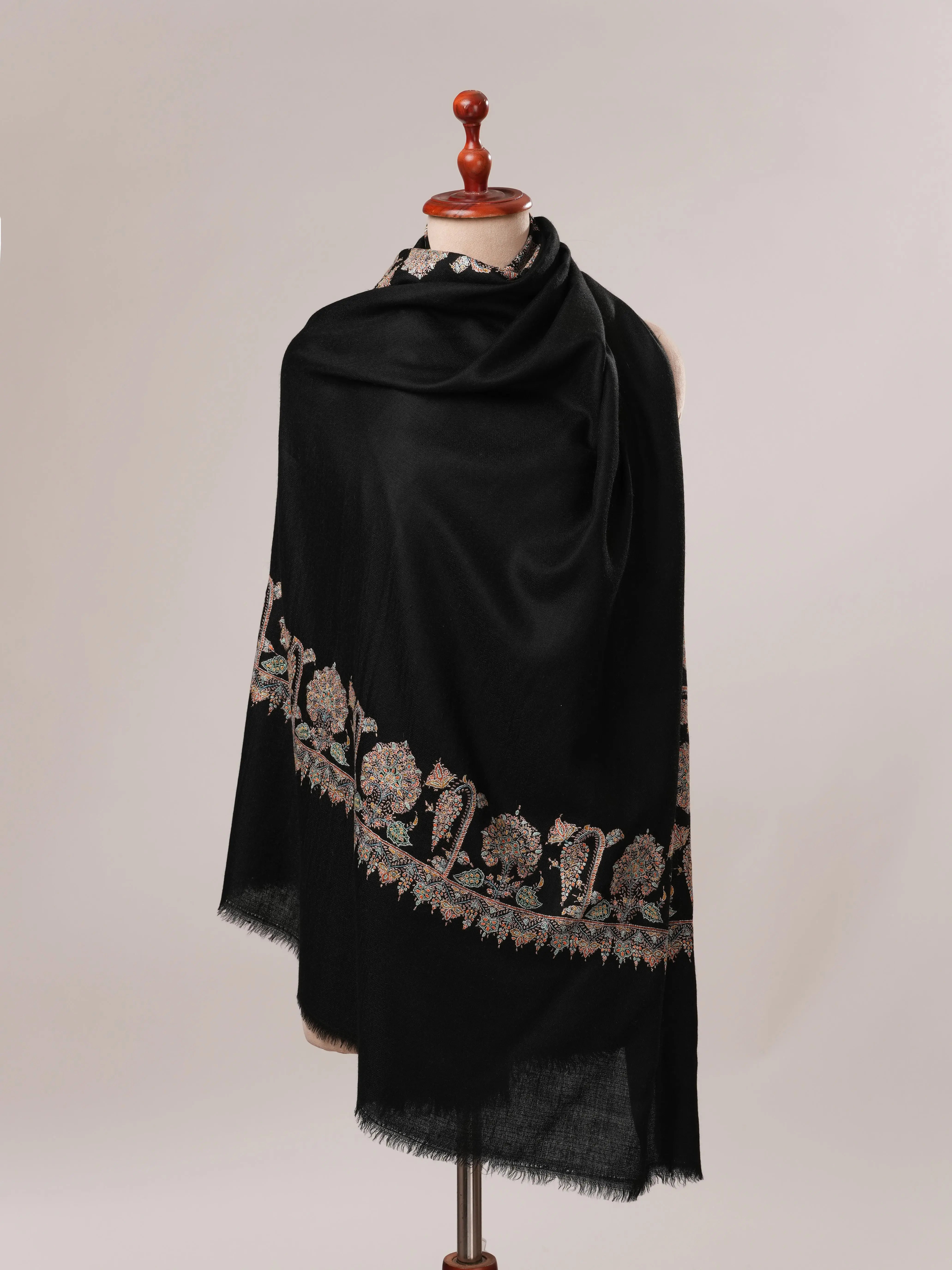 Black Daurdar Hand Embroidered Pure Pashmina Shawl Shahkaar.com