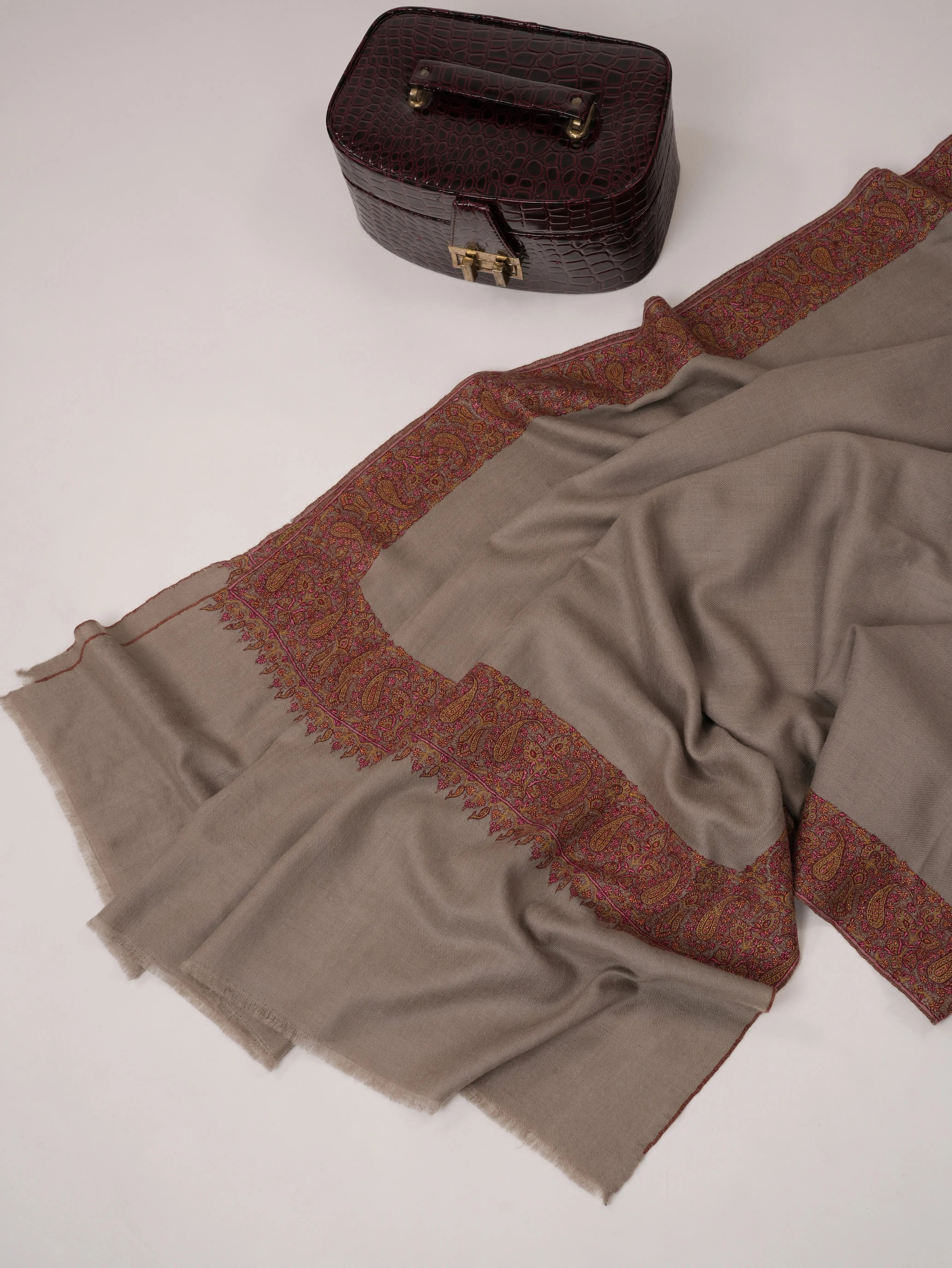 Handspun Pashmina Shawl with Classic Daurdar Hand Embroidery Shahkaar.com