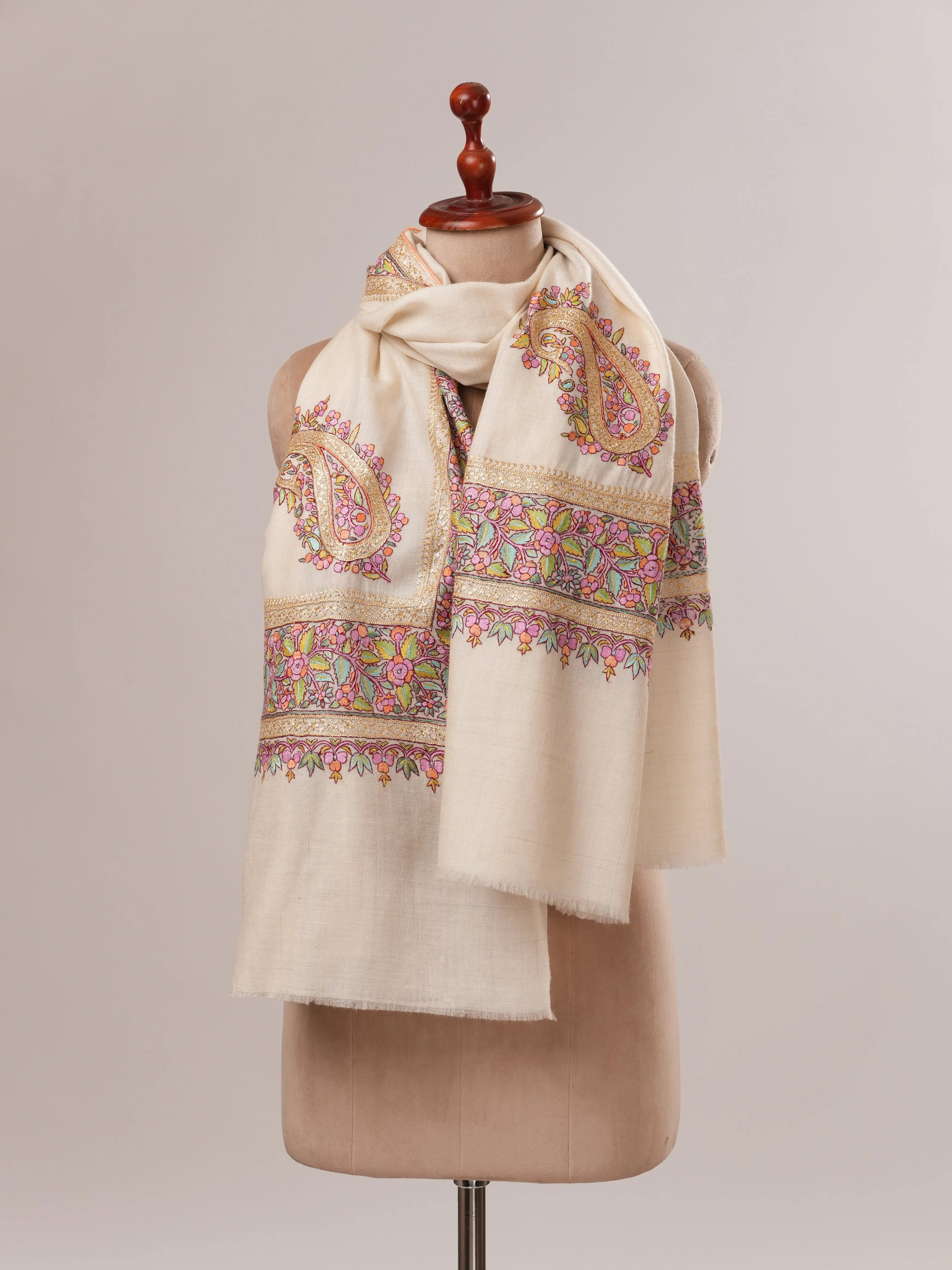 White Daurdar Hand Embroidered Pure Pashmina Shawl Shahkaar.com