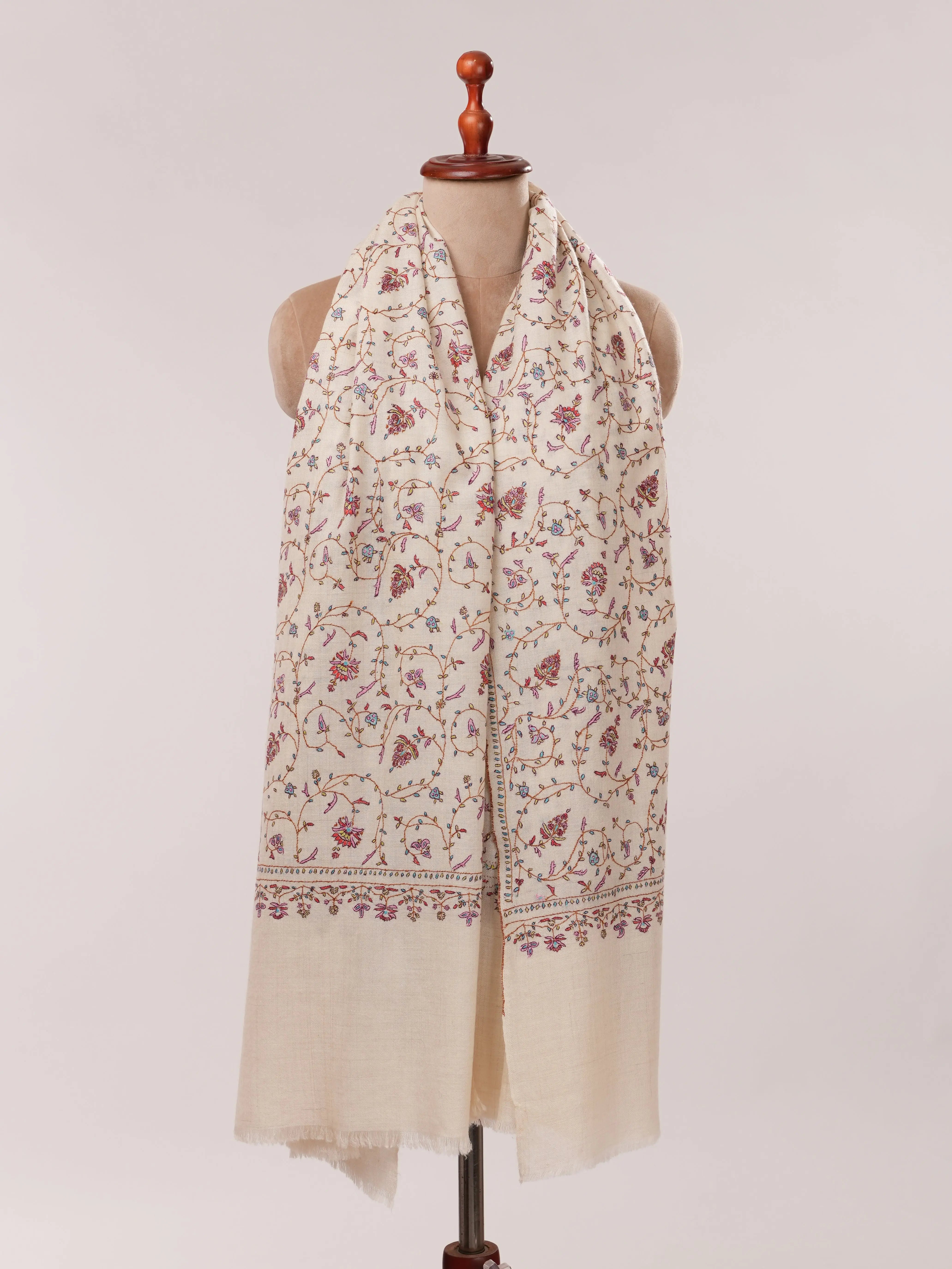 Natural Off White Hand Embroidered Sozni Jali Pashmina Shawl Shahkaar.com