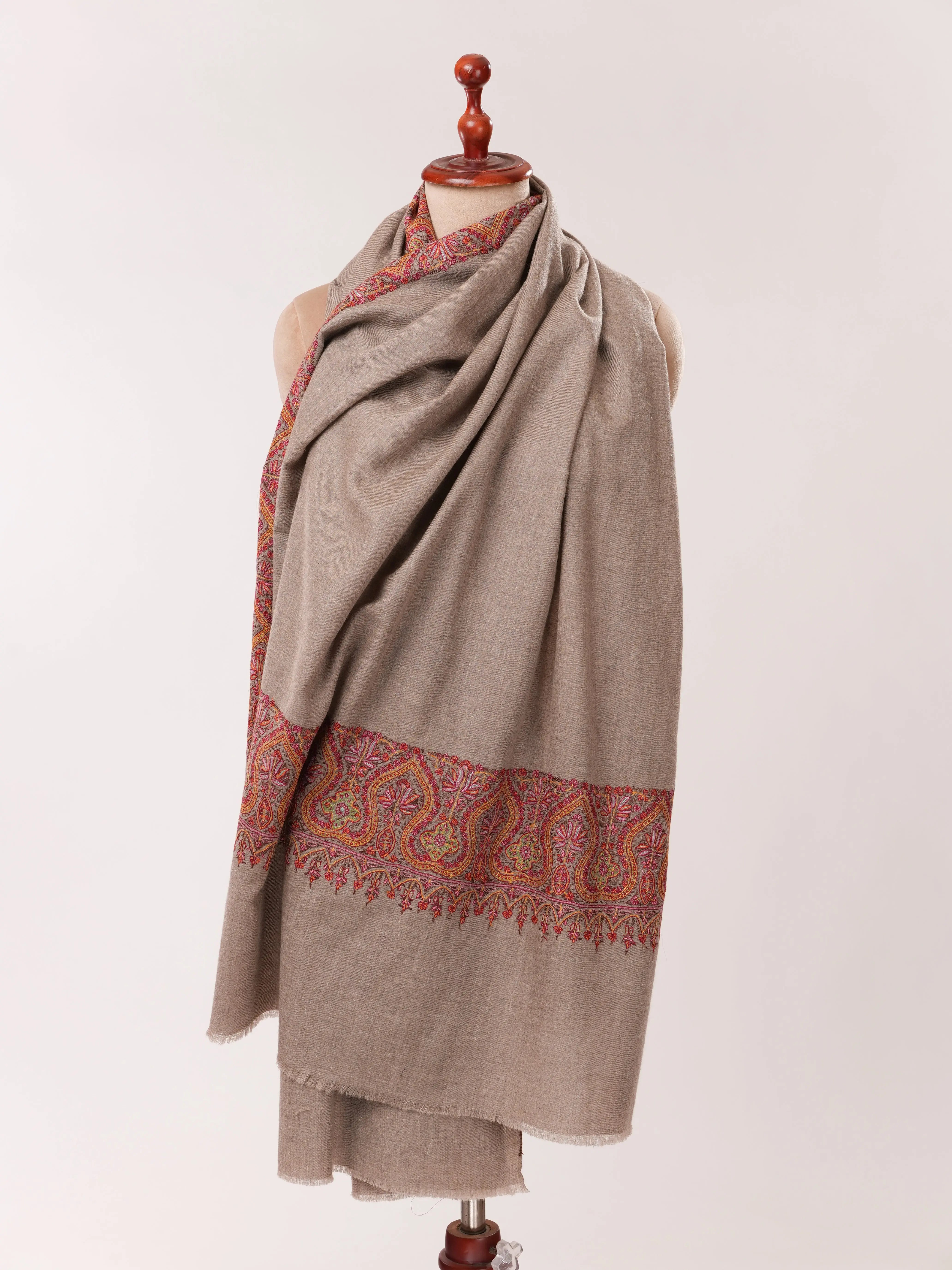 Natural Grey Pashmina Shawl with Daurdar Hand Embroidery Shahkaar.com