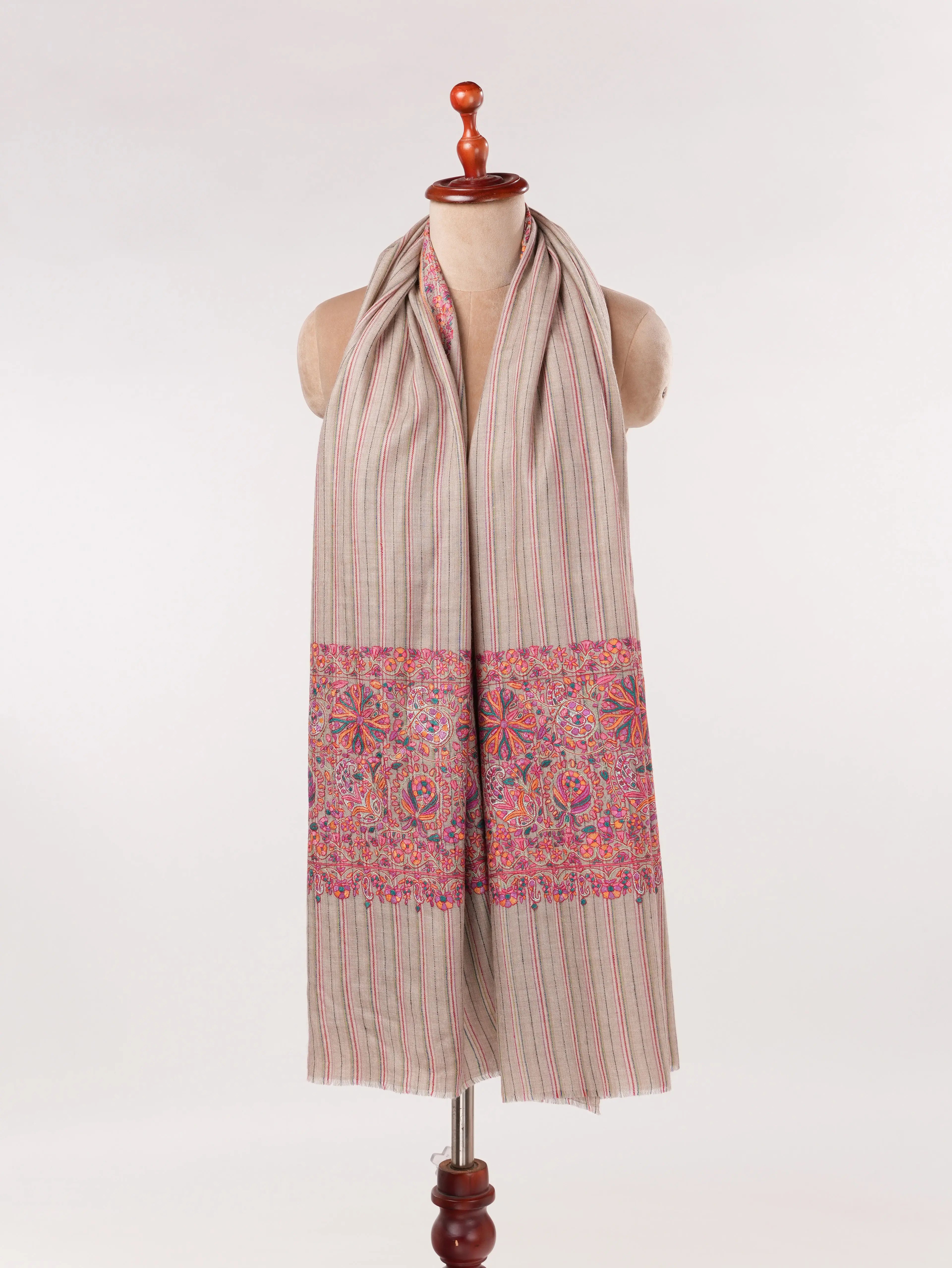 Pashmina Handwoven Shawl with Palldar Hand Papermachie Embroidery Shahkaar.com