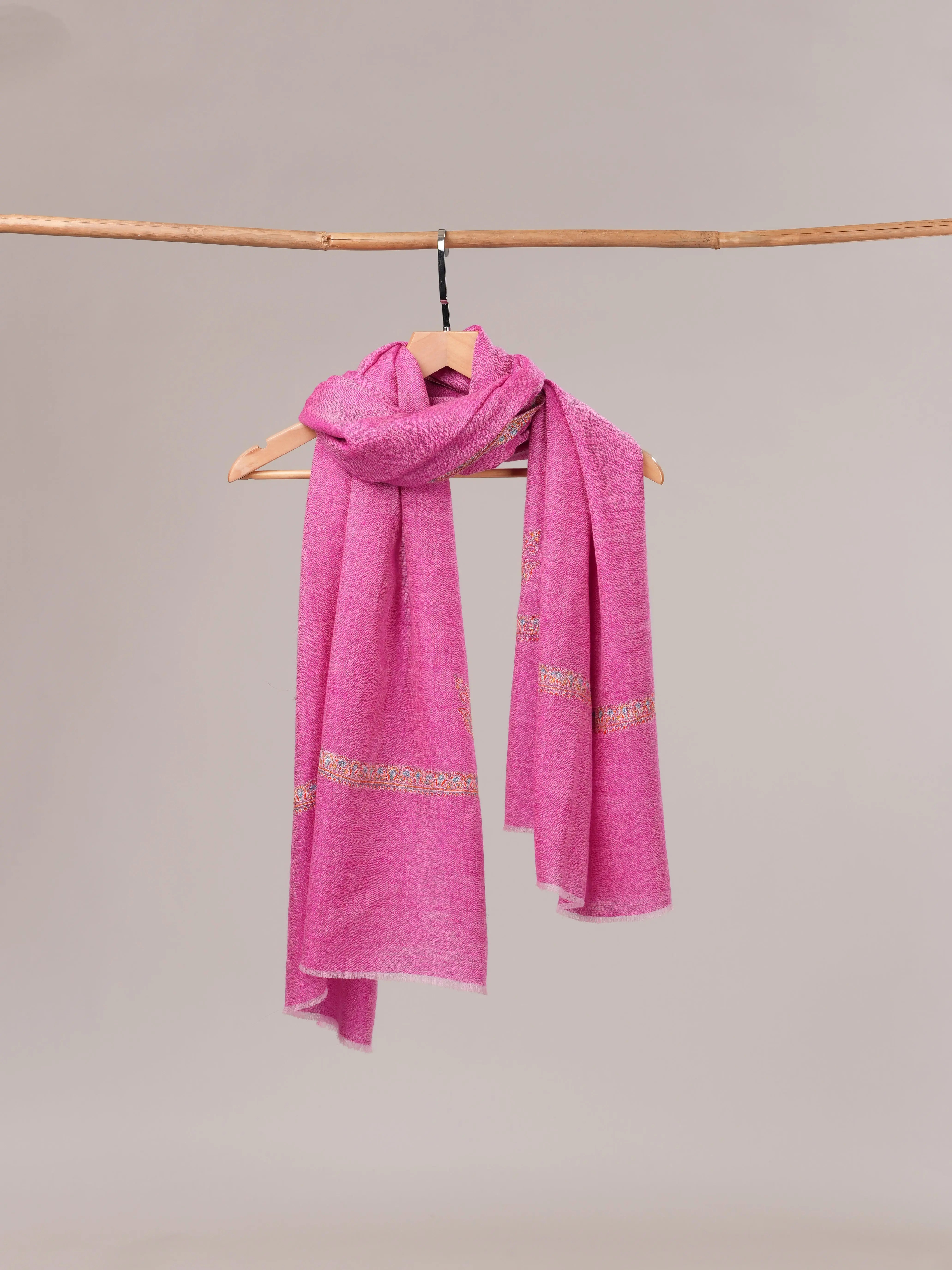 Hand Embroidered Pashmina Shawl with Hashia Embroidery Shahkaar.com