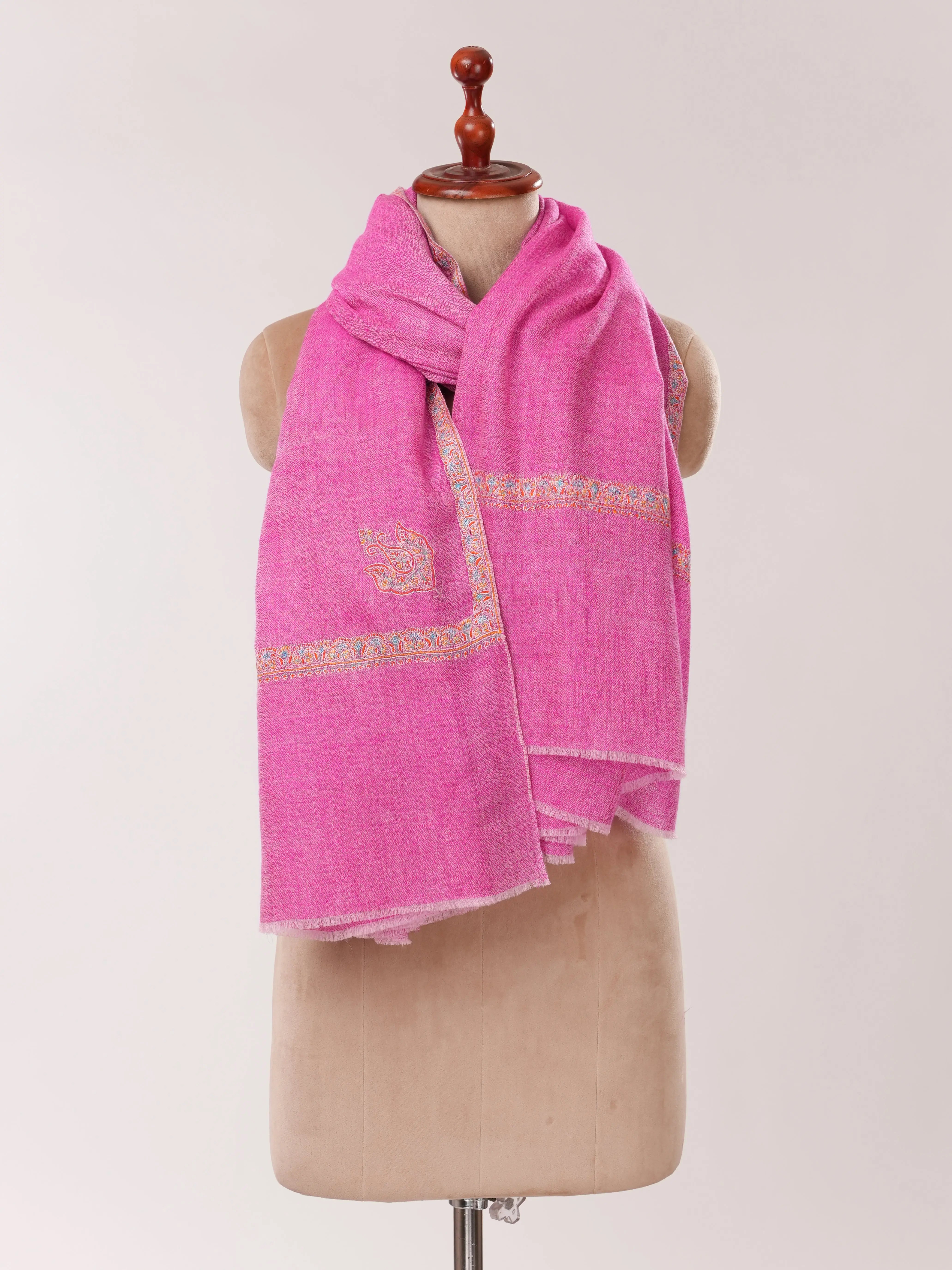 Hand Embroidered Pashmina Shawl with Hashia Embroidery Shahkaar.com