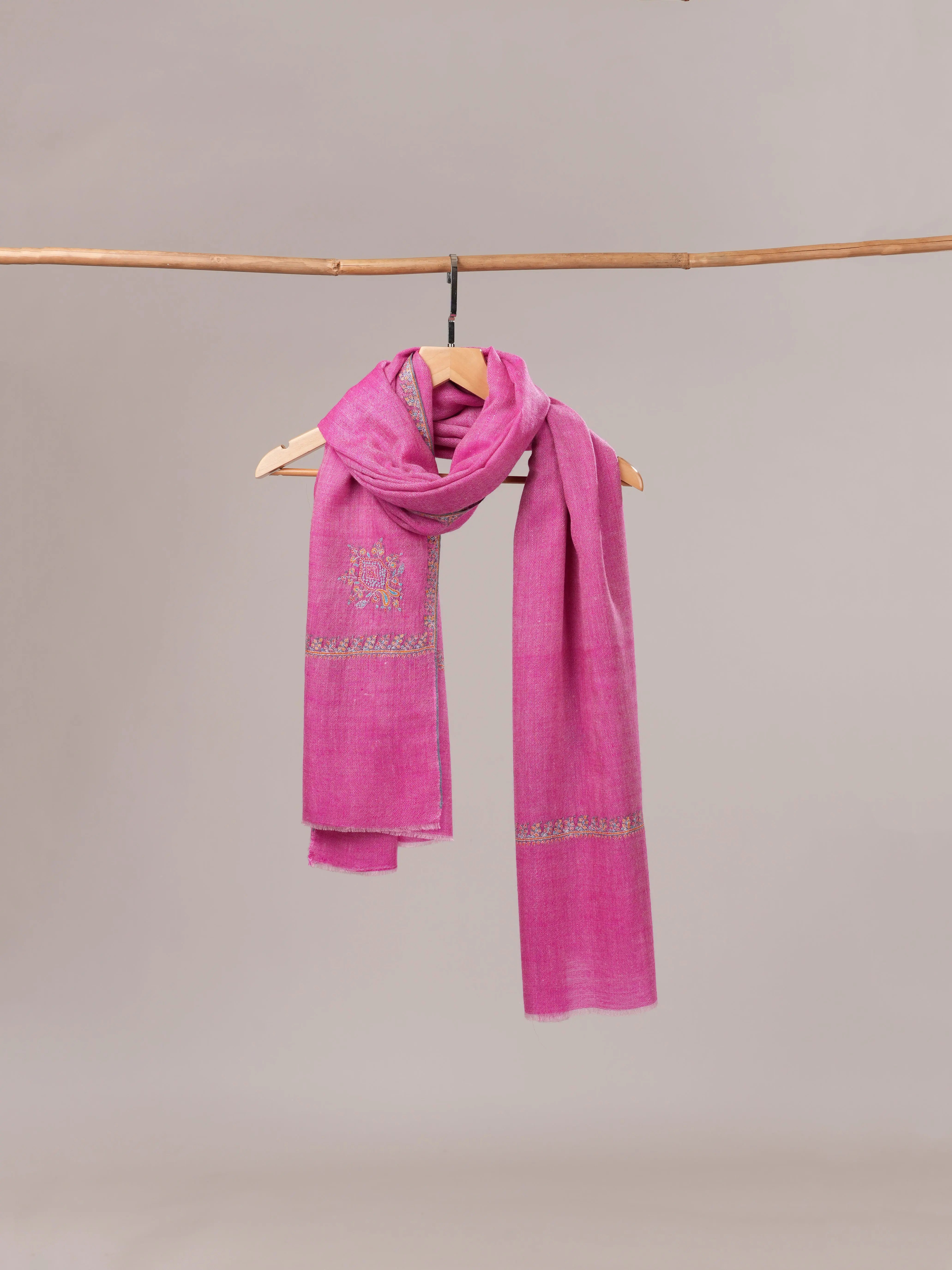 Magenta Hashia Hand Embroidered Pure Pashmina Shawl Shahkaar.com