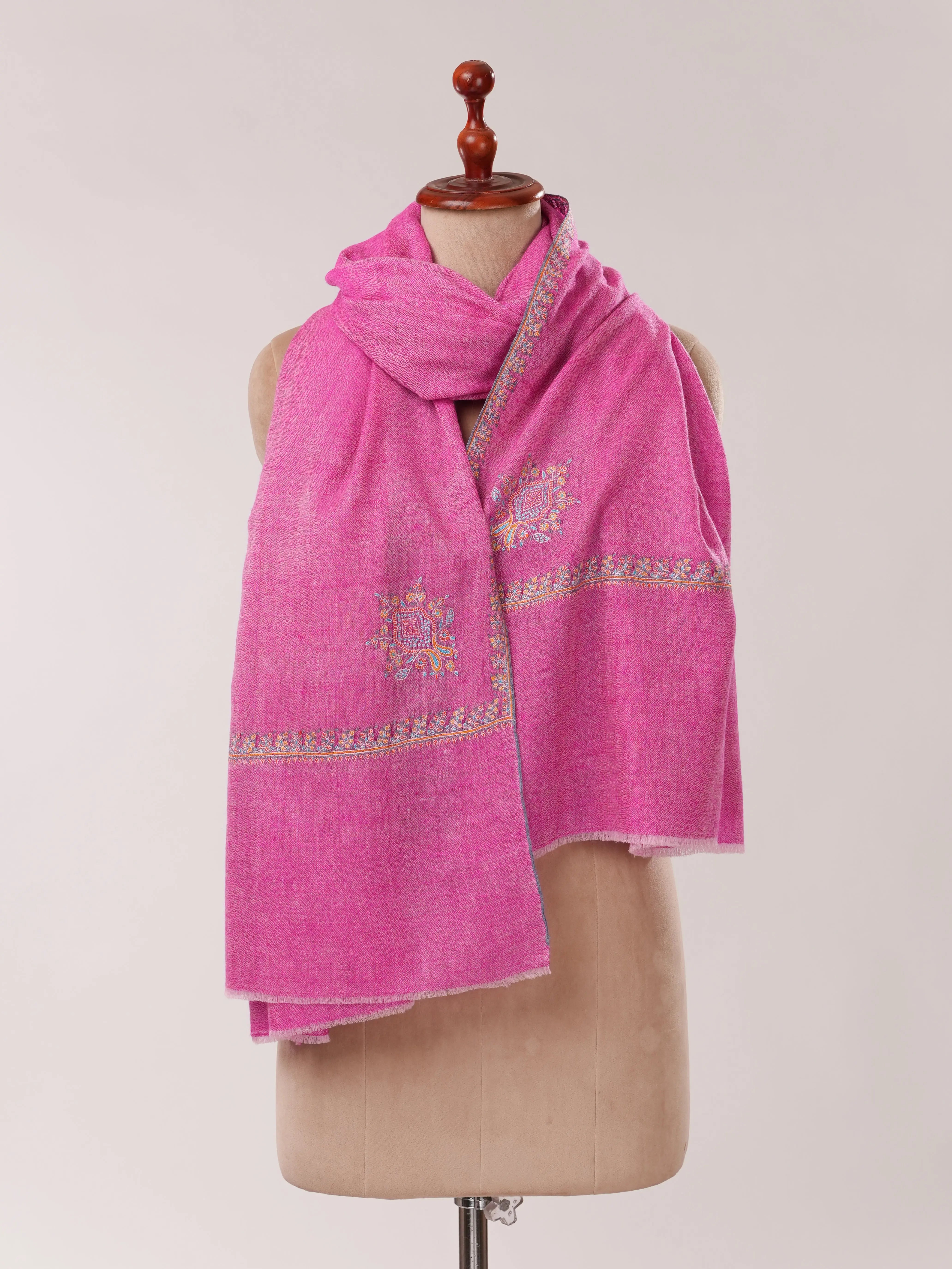 Magenta Hashia Hand Embroidered Pure Pashmina Shawl Shahkaar.com