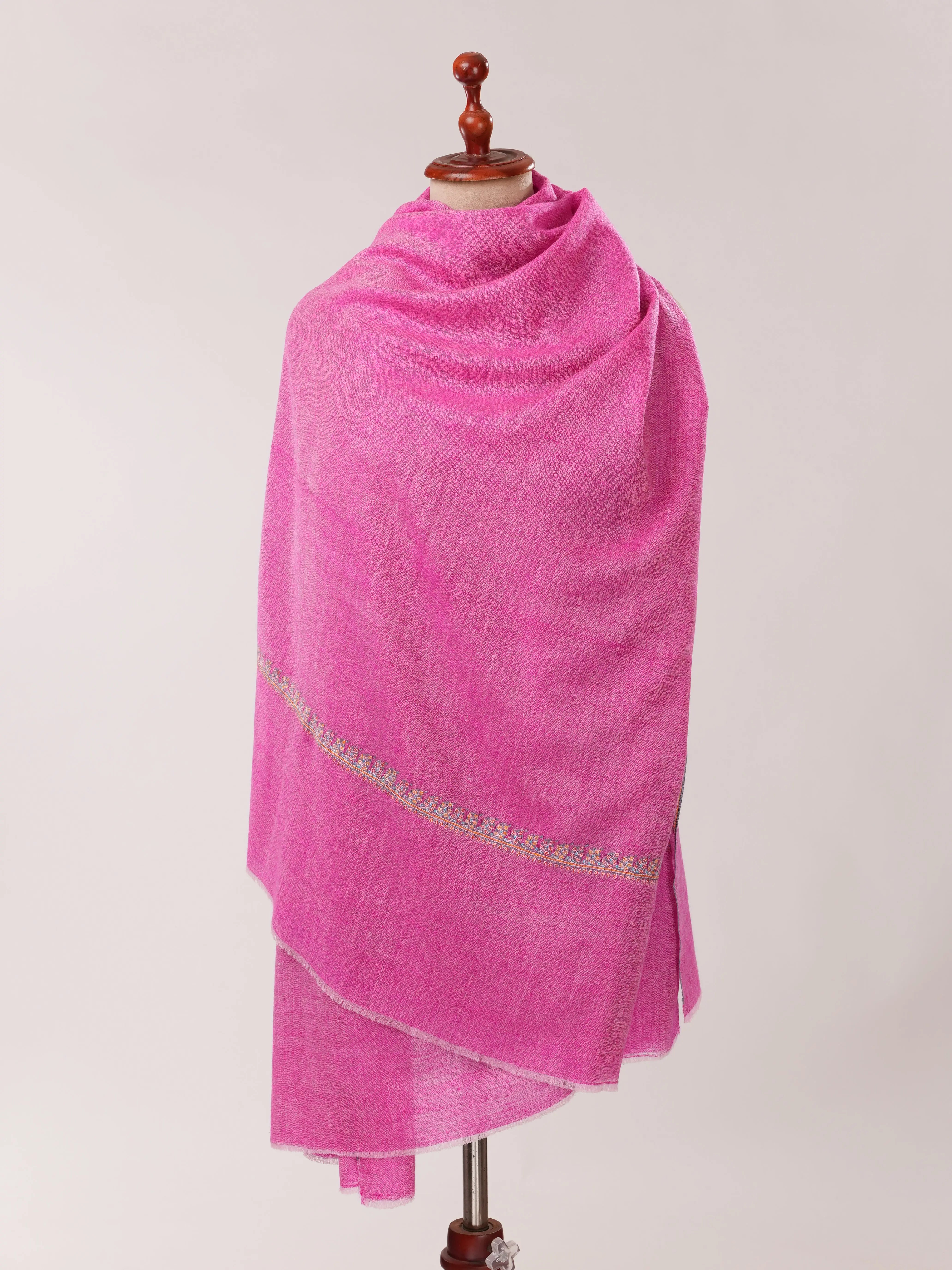 Magenta Hashia Hand Embroidered Pure Pashmina Shawl Shahkaar.com