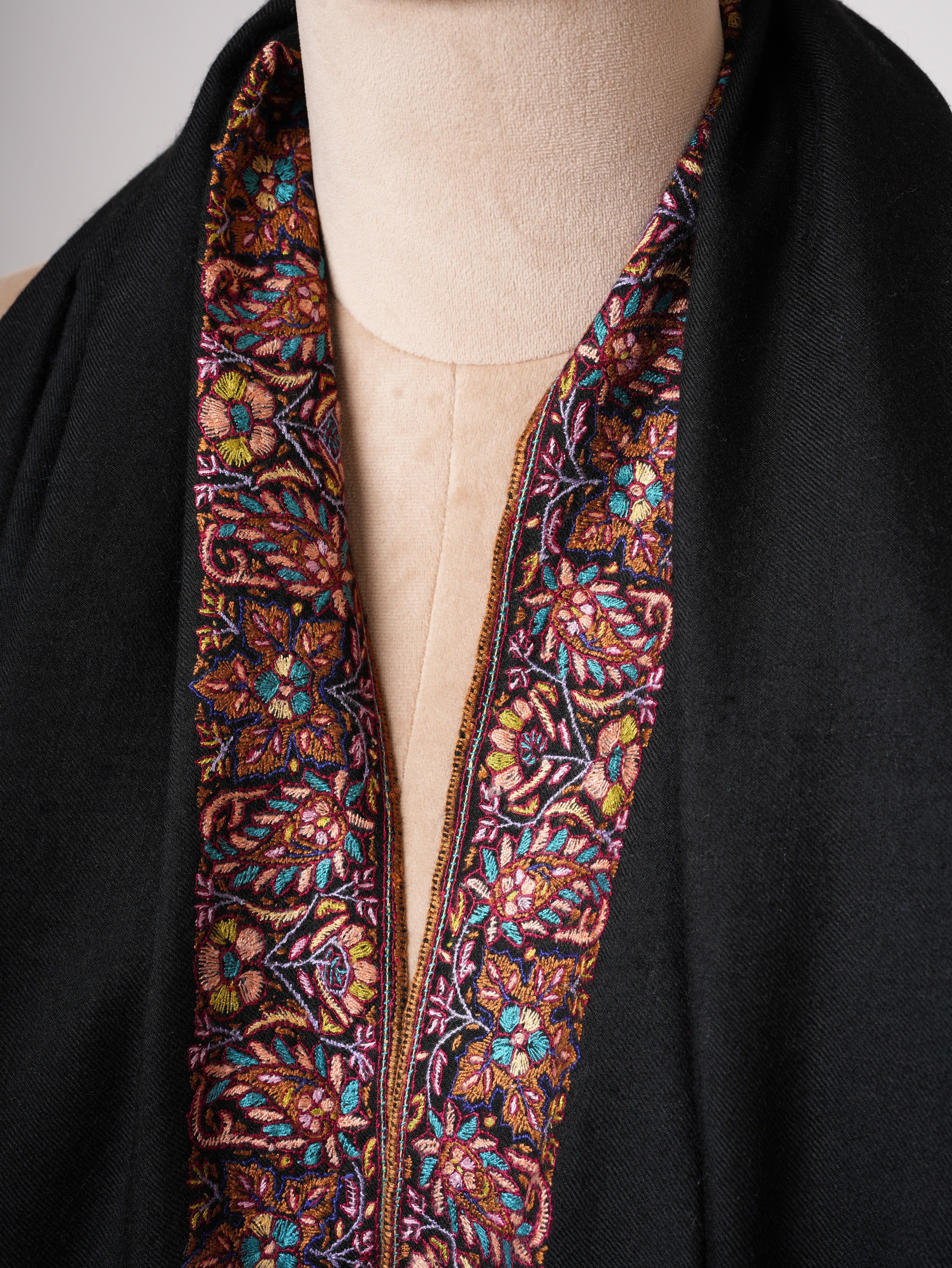 Jet Black Embroidered Luxurious Kashmiri Pashmina Shawl – Authentic Artisan Wrap