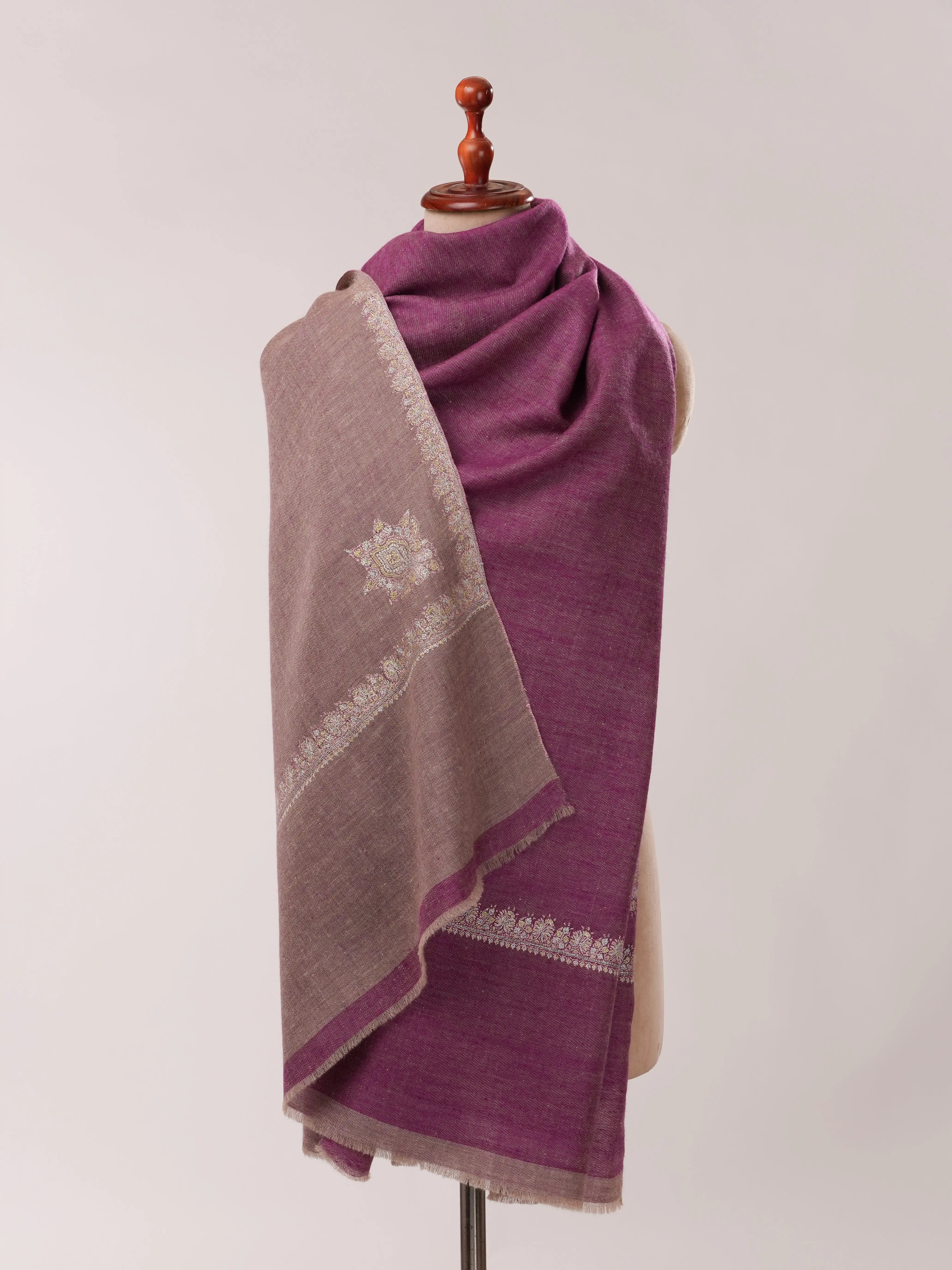 Dual Tone Handwoven Pashmina Shawl with Hashia Hand Embroidery Shahkaar.com