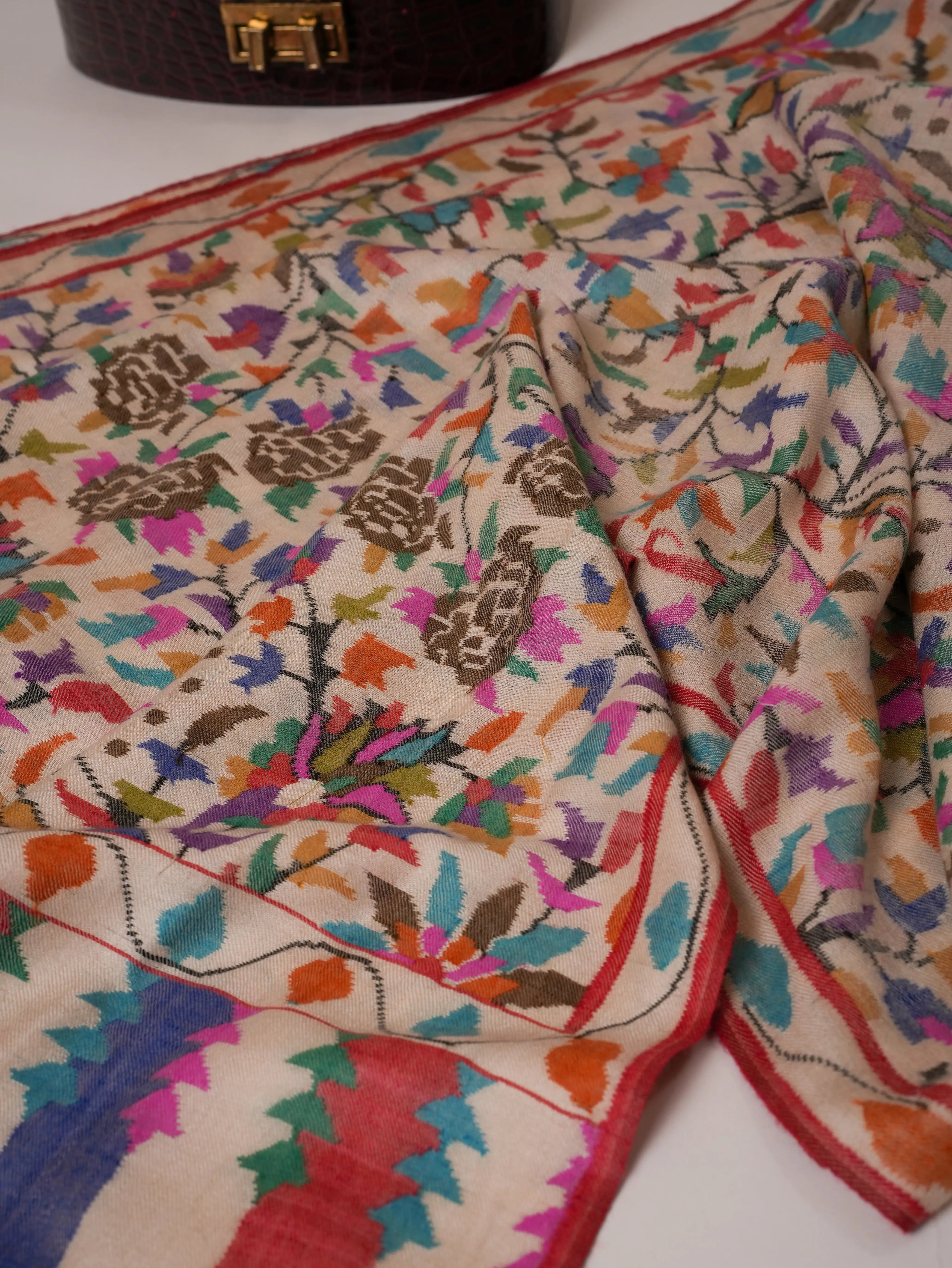Ivory Floral Handwoven Kani Pashmina Jamavar Shawl Shahkaar Global
