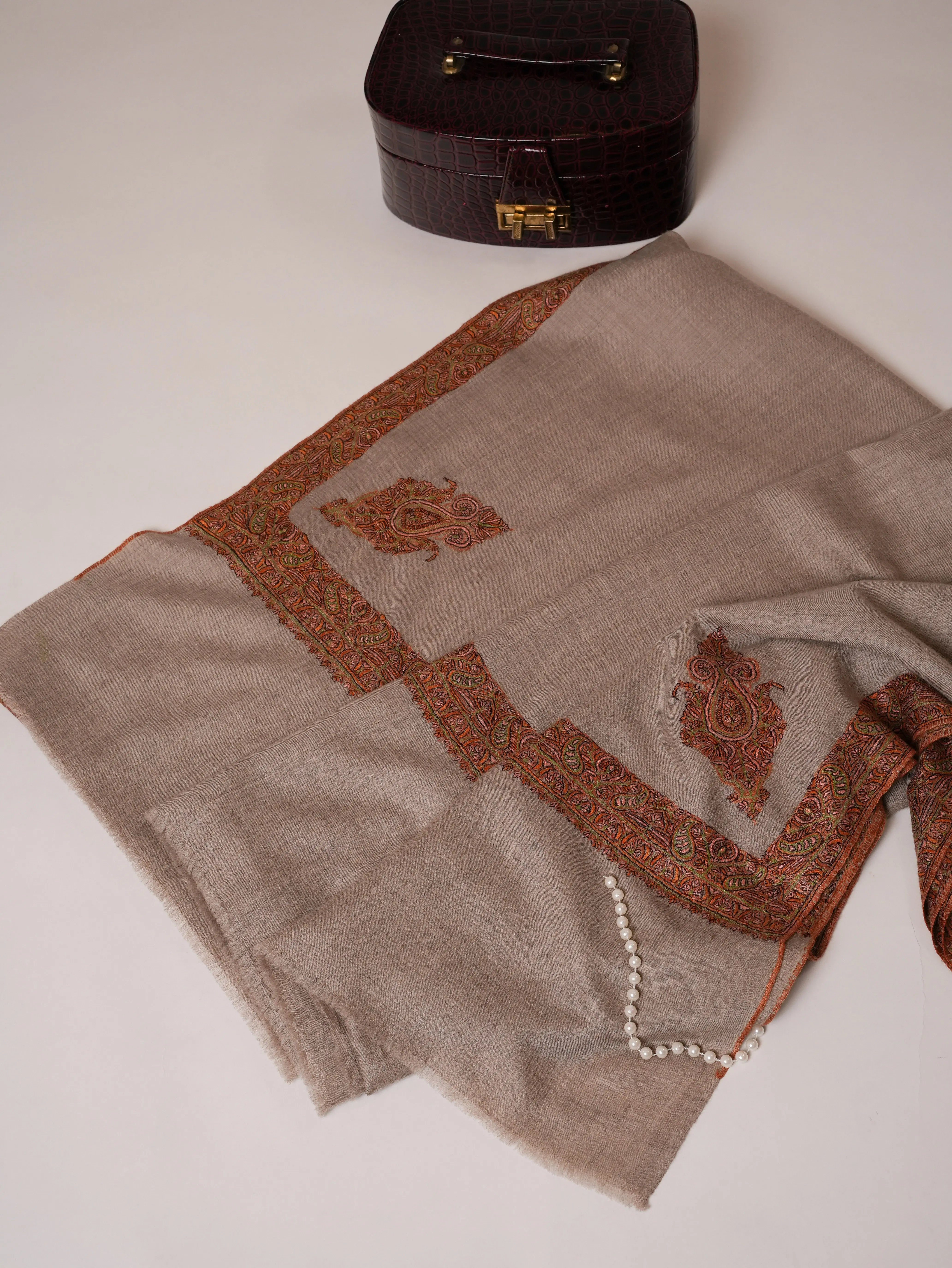 Hand Embroidered Daurdar Oversized Natural Pure Pashmina Shawl Shahkaar Global