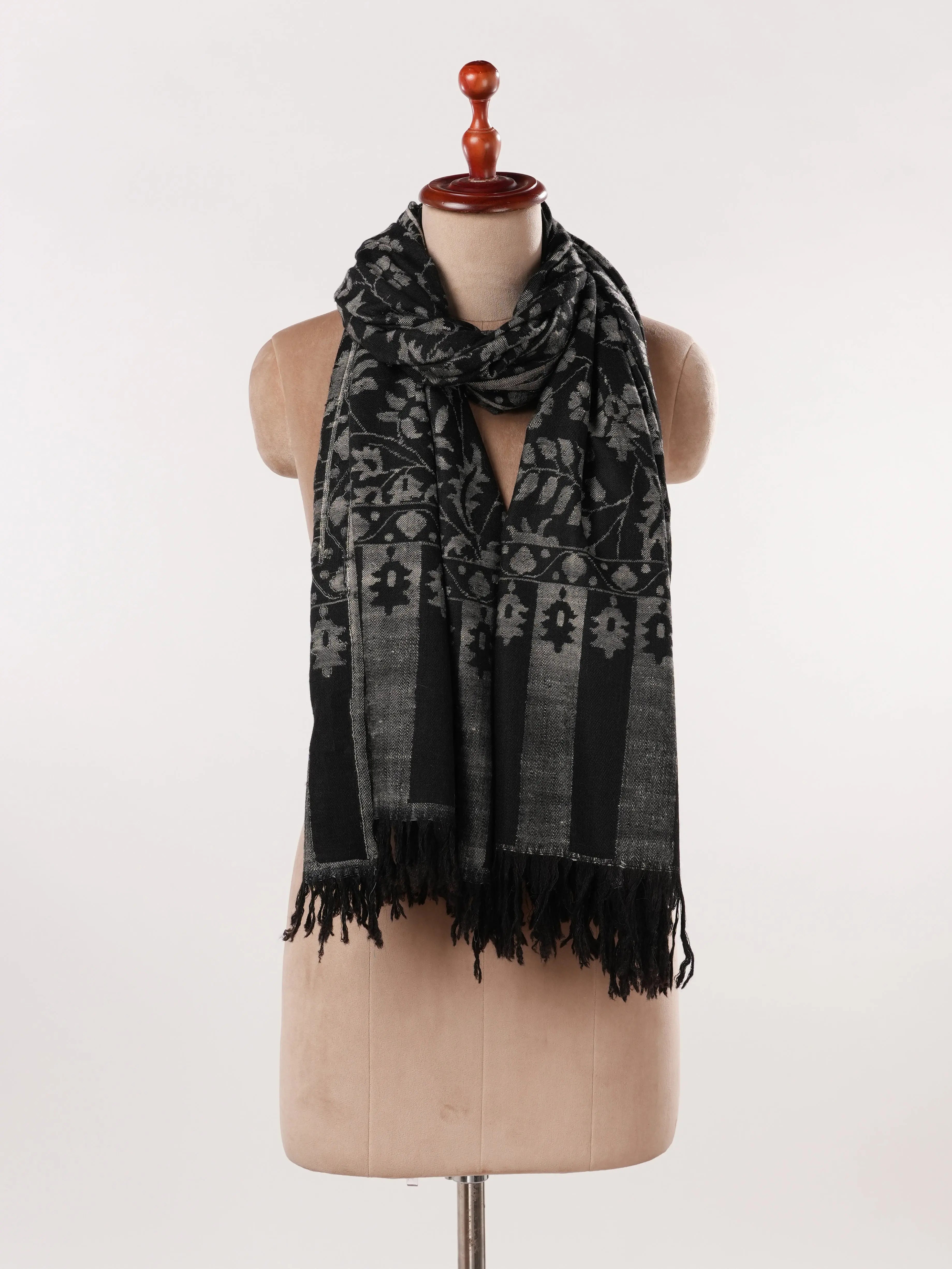 Women's Soft Black Handwoven Kani Pashmina Shawl Shahkaar.com