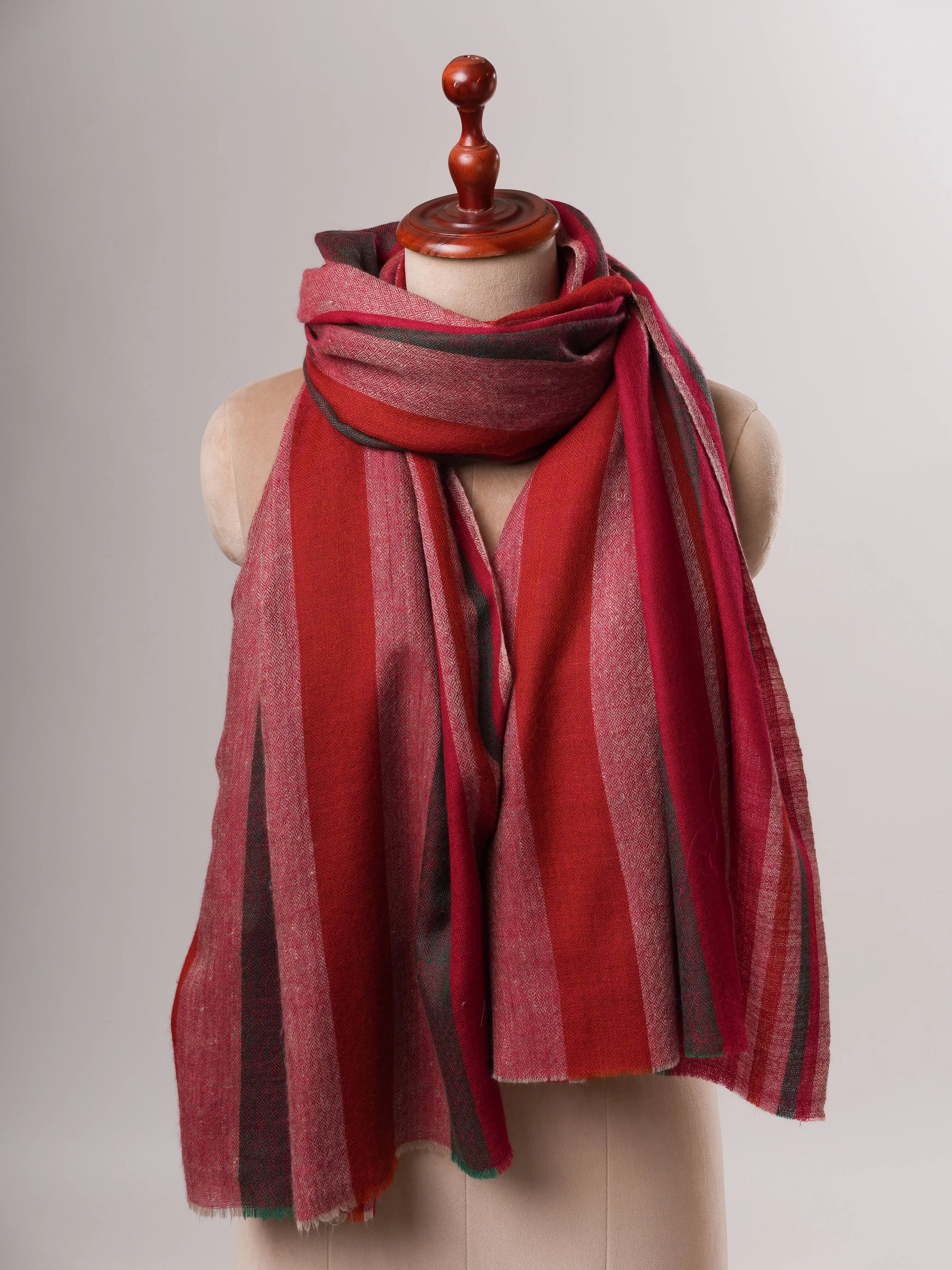 Contemporary Handloomed Baby Soft Pashmina Shawl Shahkaar