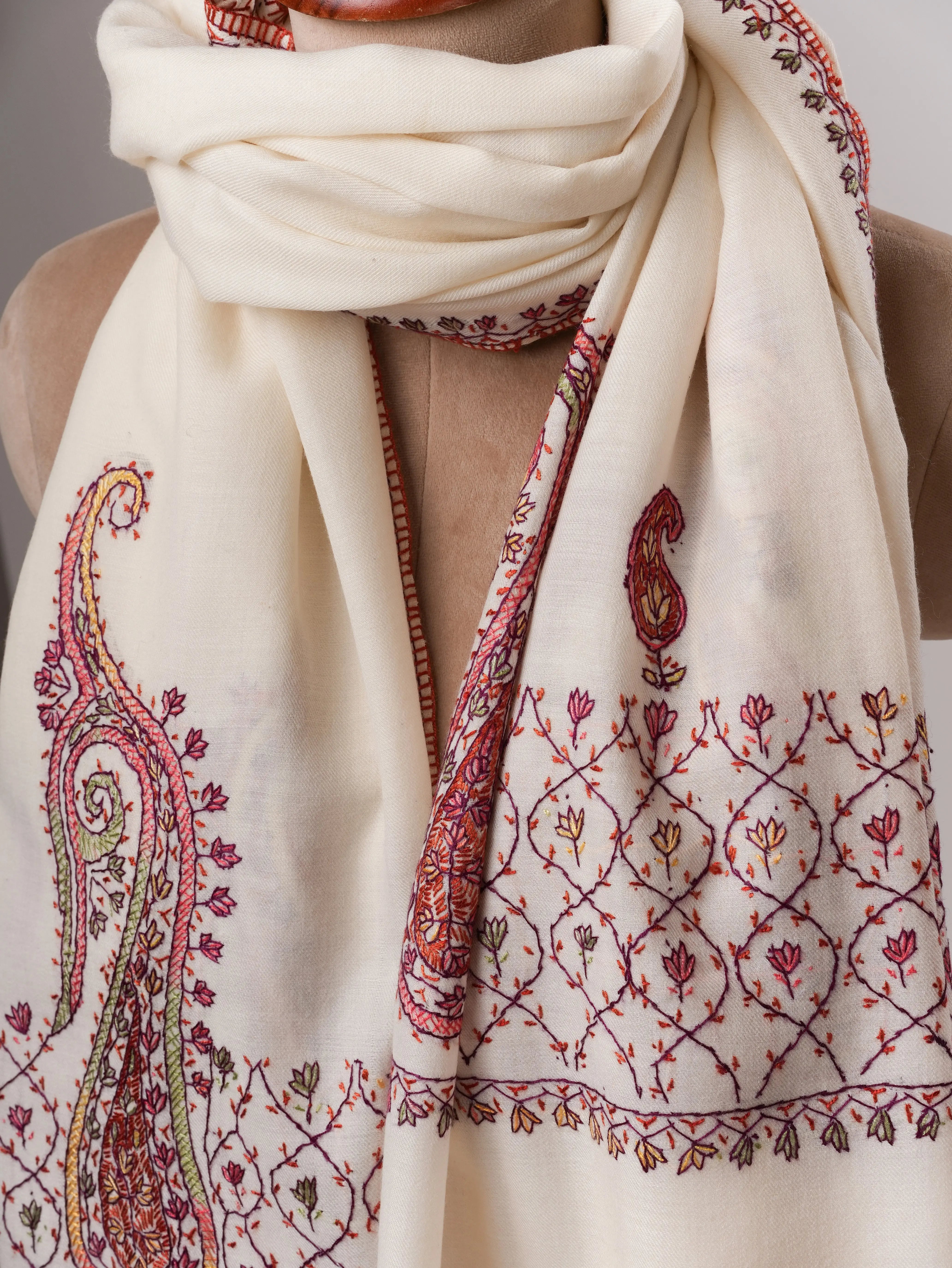 Ivory Fine Wool Palla Embroidered Shawl Shahkaar