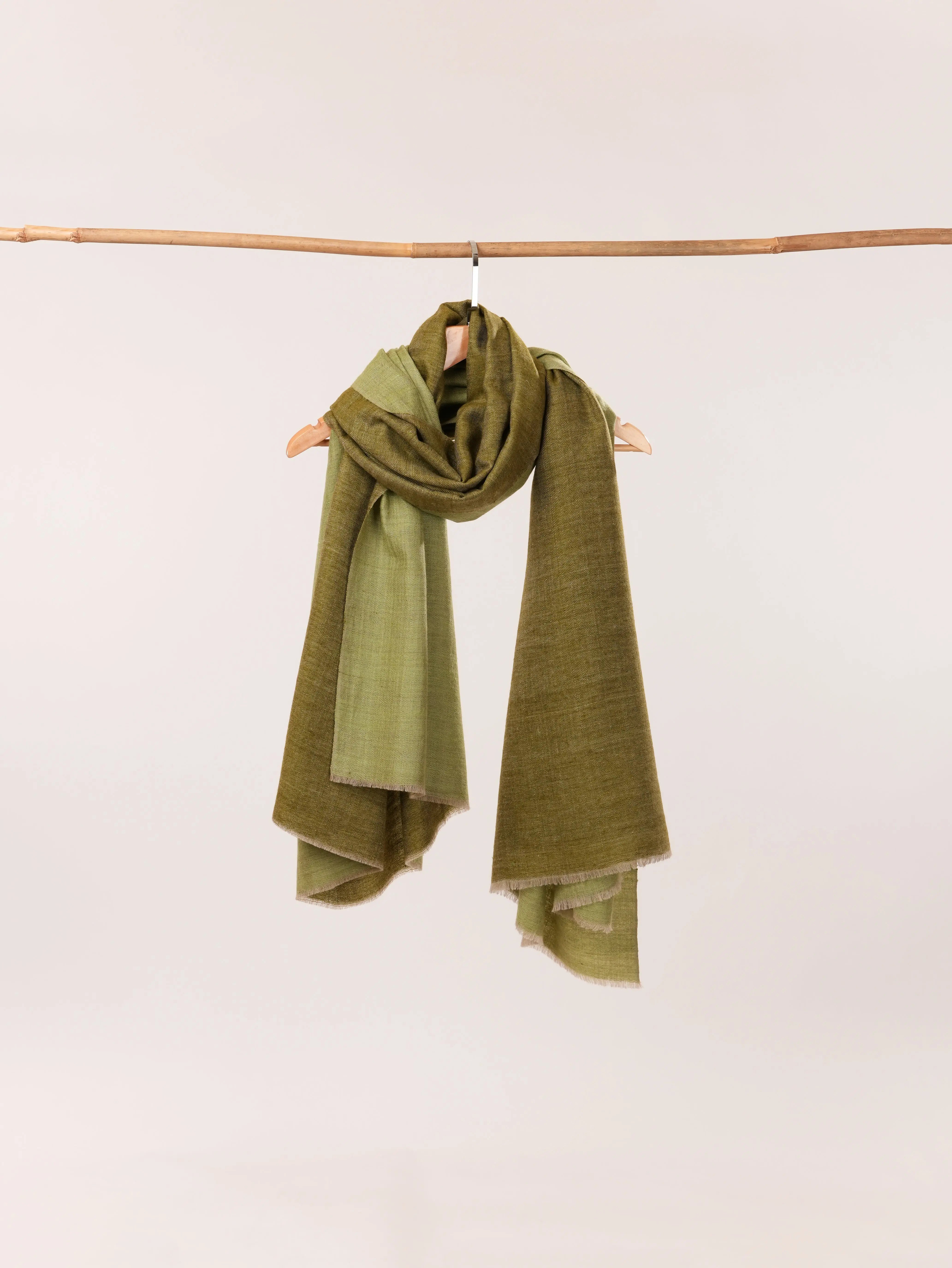 Handspun Green Oversized Pashmina Shawl Handwoven with Dual Shade Shahkaar.com