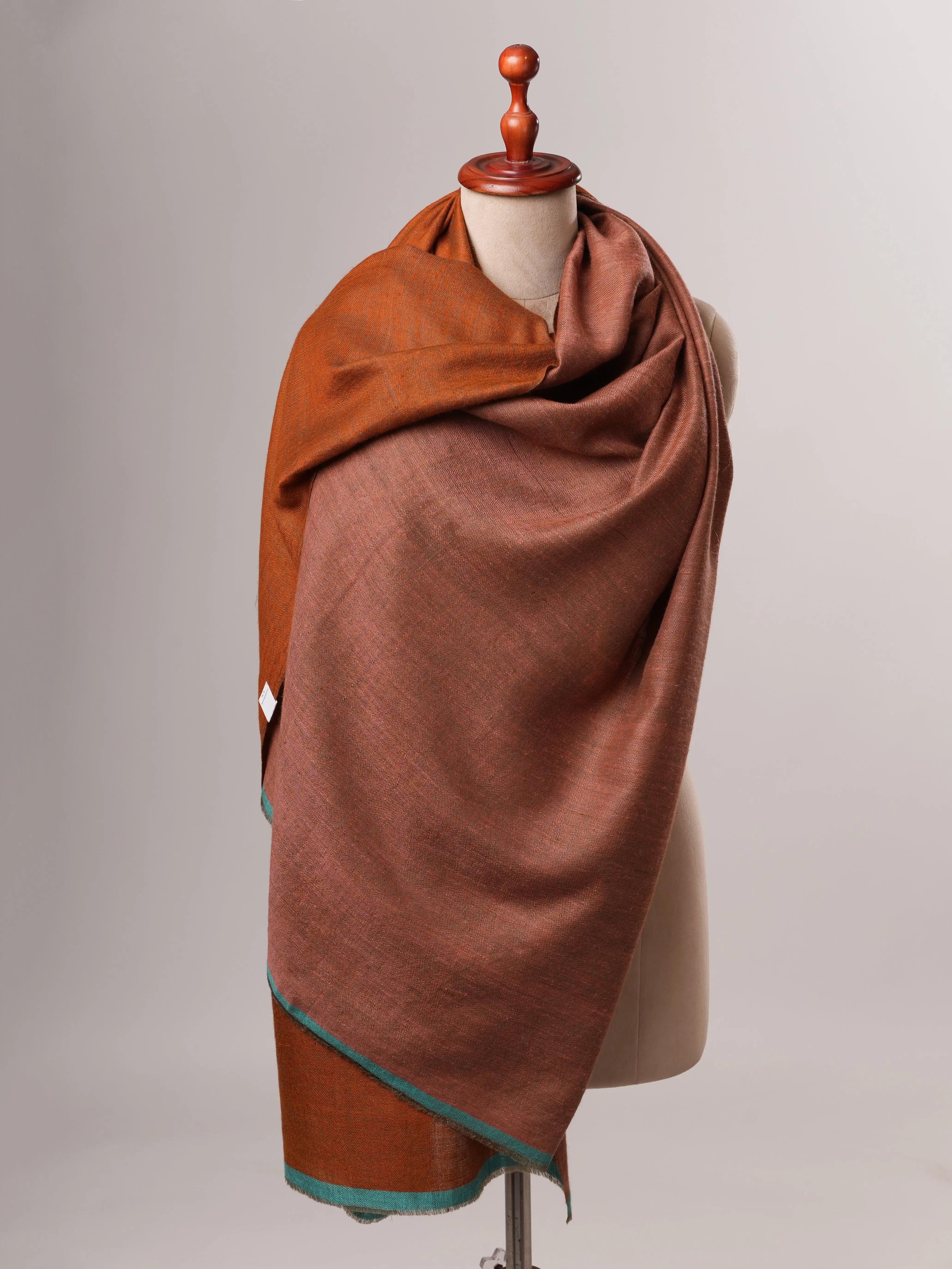 Authentic Dual Tone Handwoven Pashmina Shaw Shahkaar