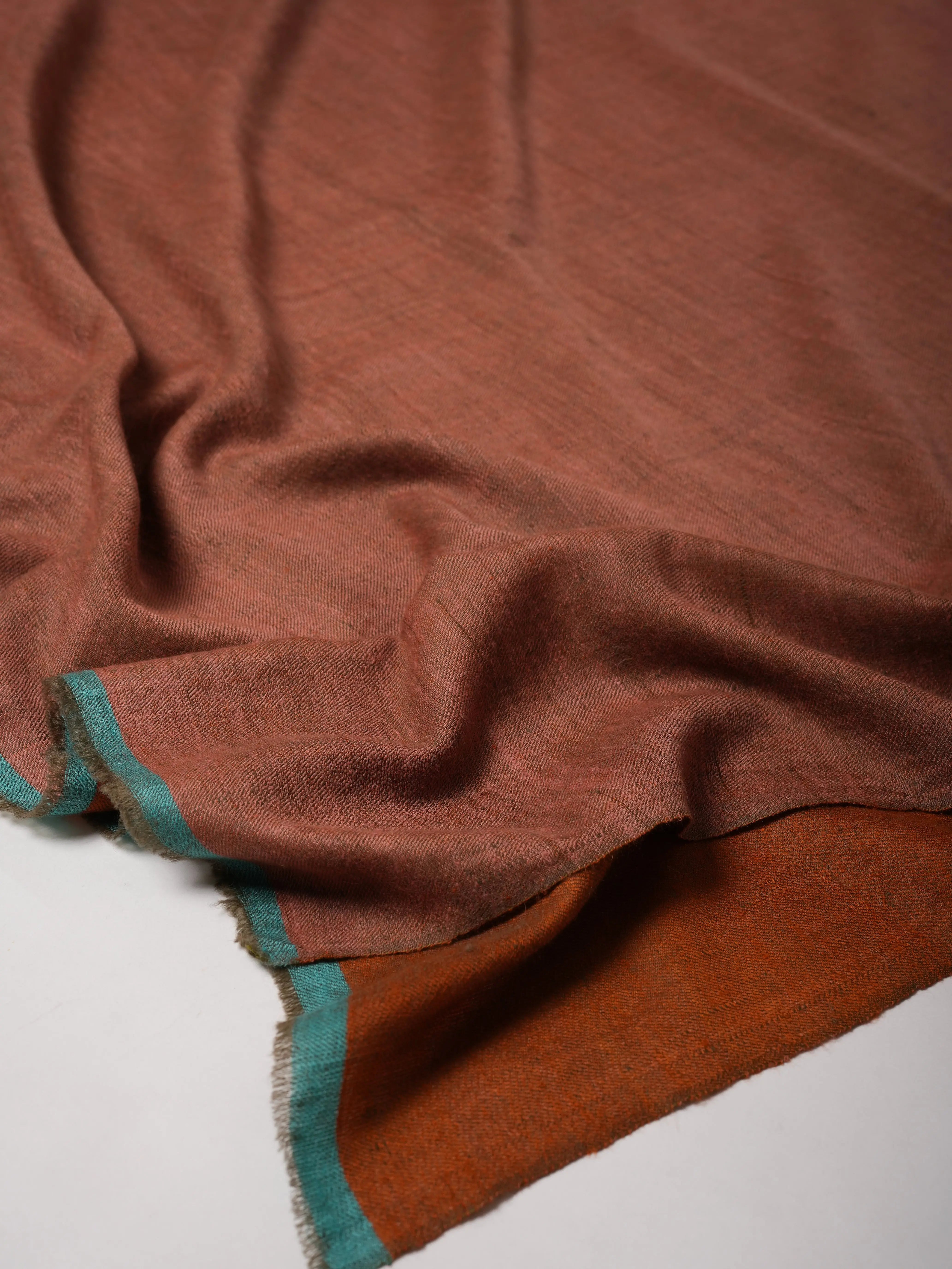 Authentic Dual Tone Handwoven Pashmina Shaw Shahkaar