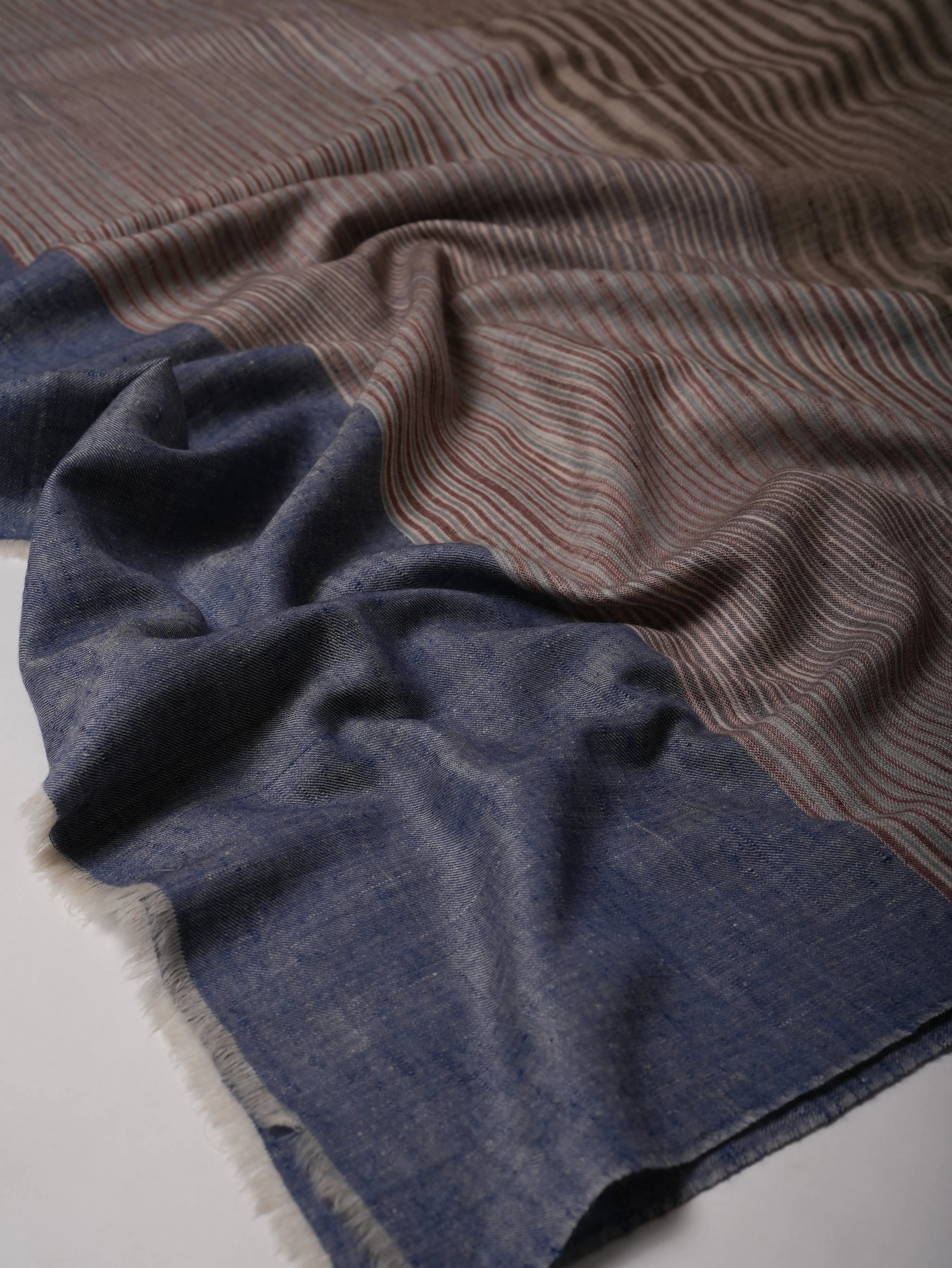 Featherlight Khatrass Handloom Pashmina Shawl Shahkaar