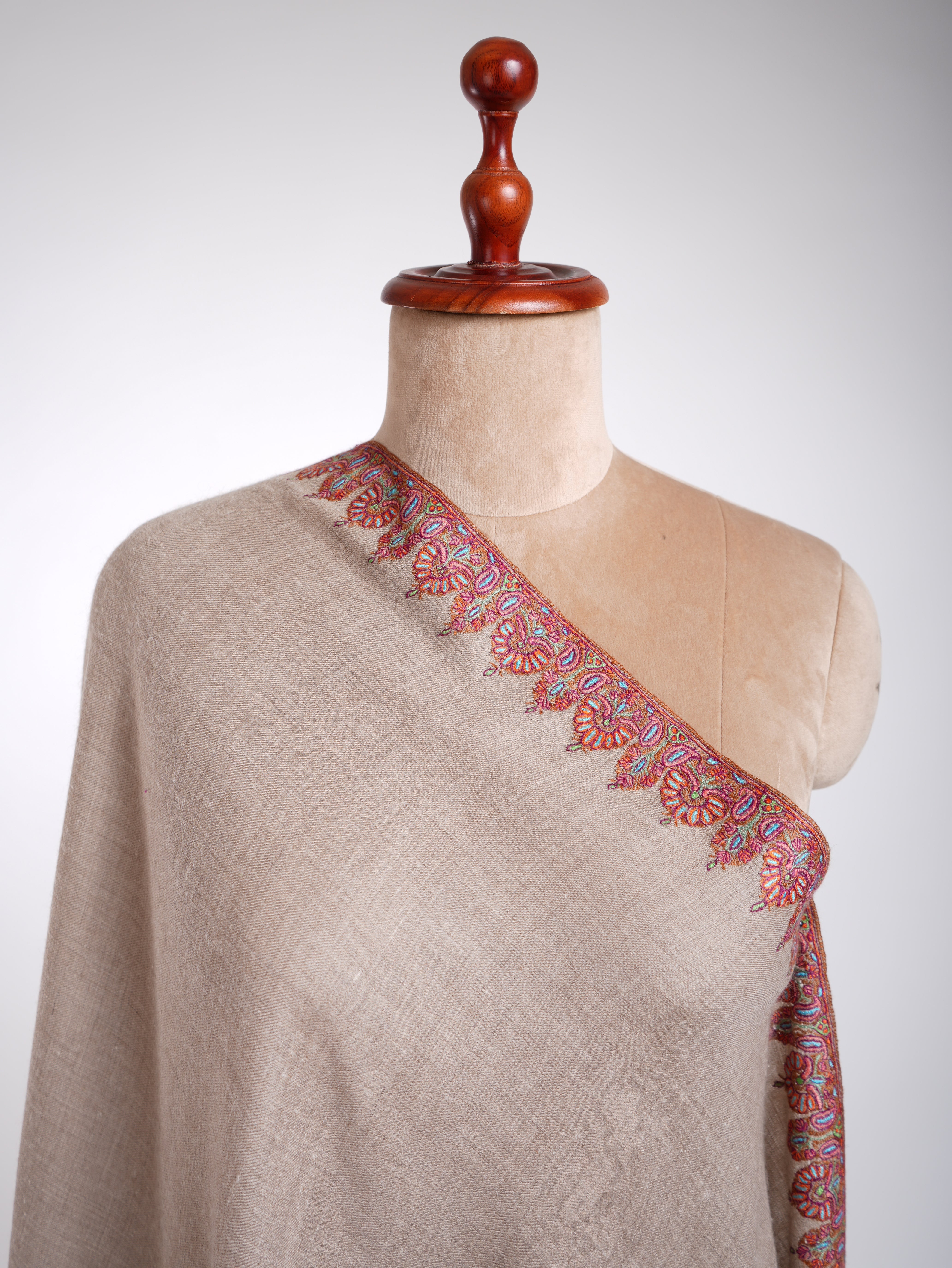 Natural Hand Kashmiri Embroidery Pashmina Shawl Shahkaar