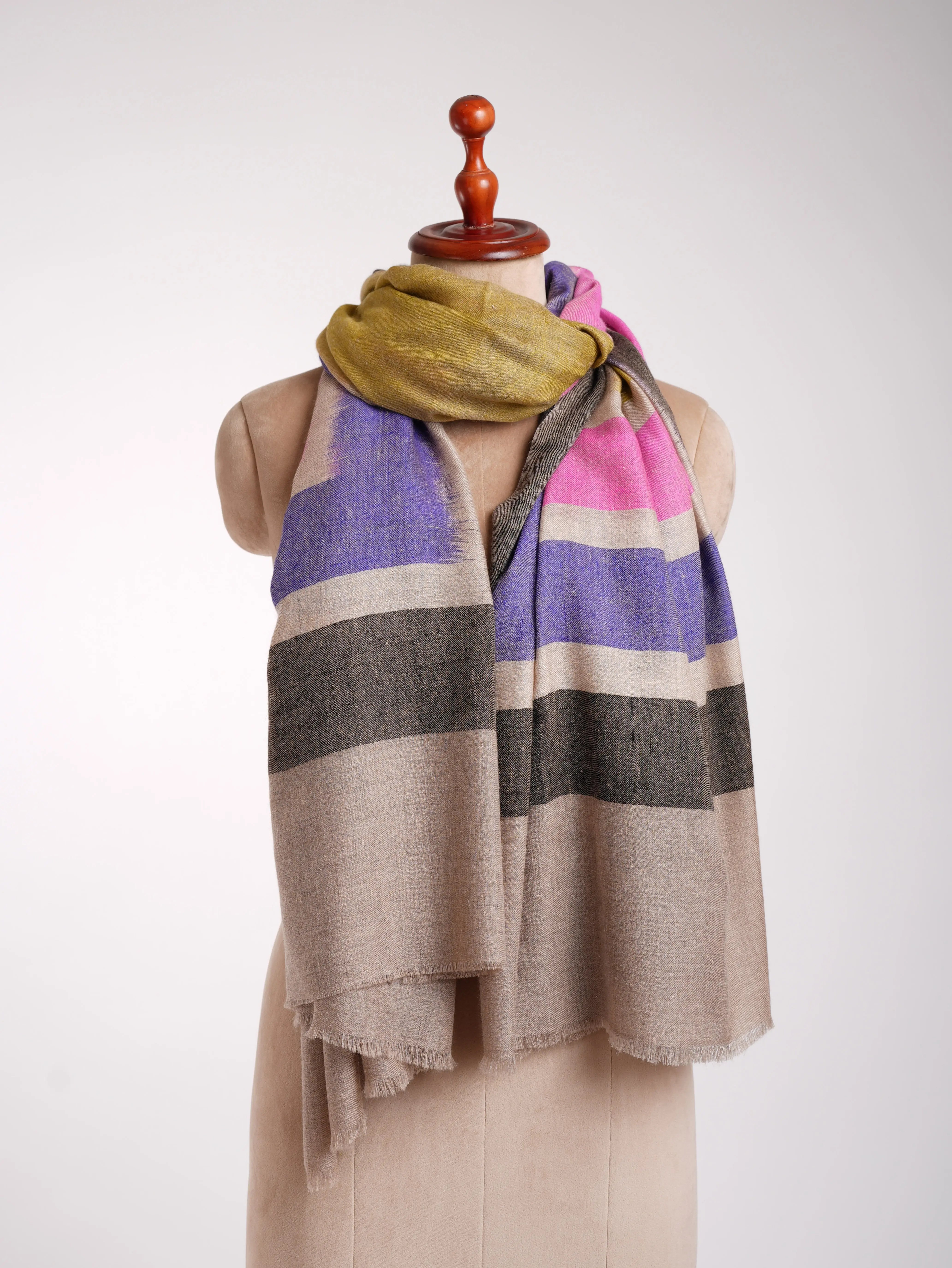Artisan Crafted Baby Soft Ikat Handloomed Pashmina Shawl Shahkaar