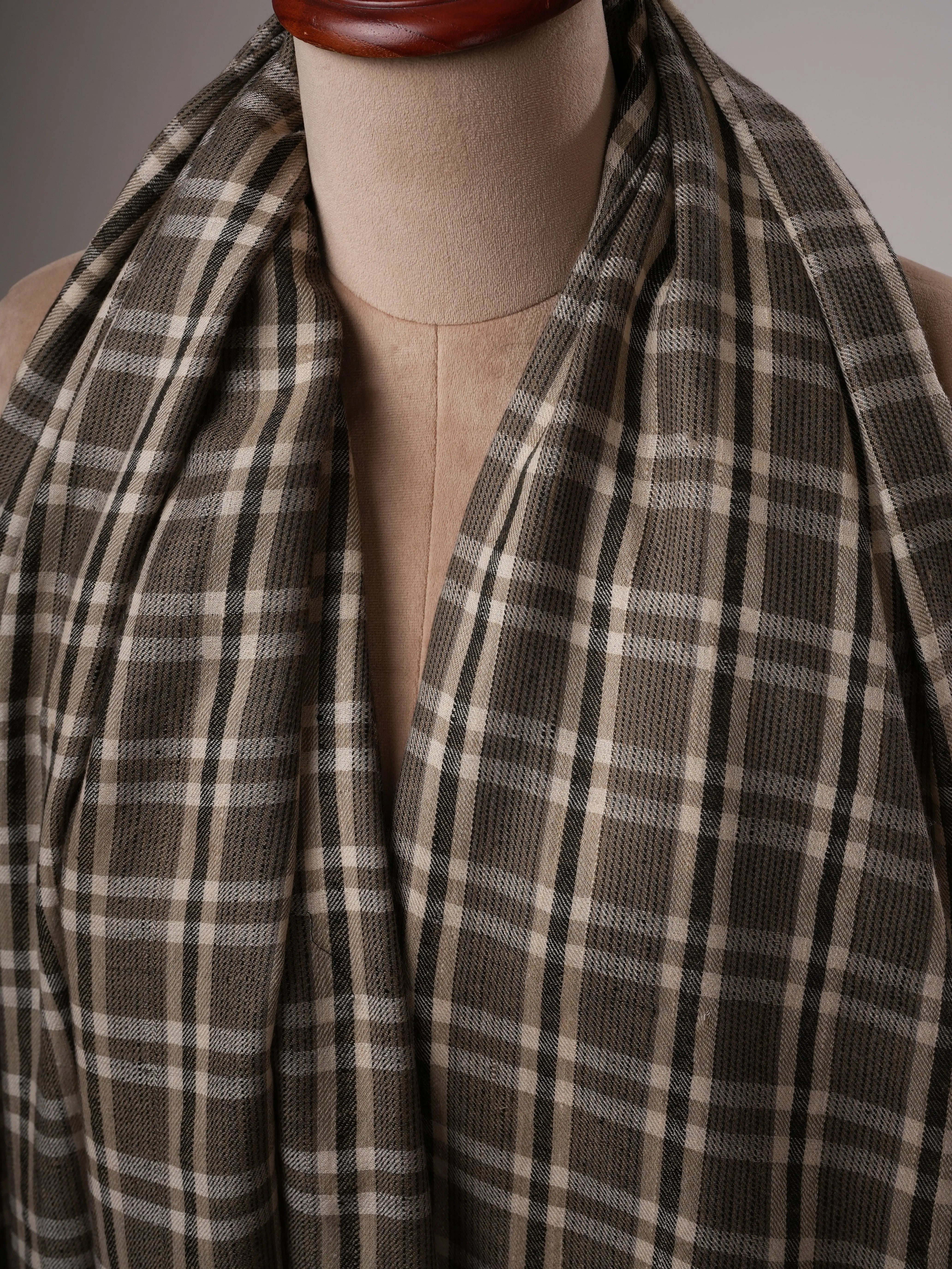 Soft Featherlight Contemporary Pashmina Shawl Shahkaar