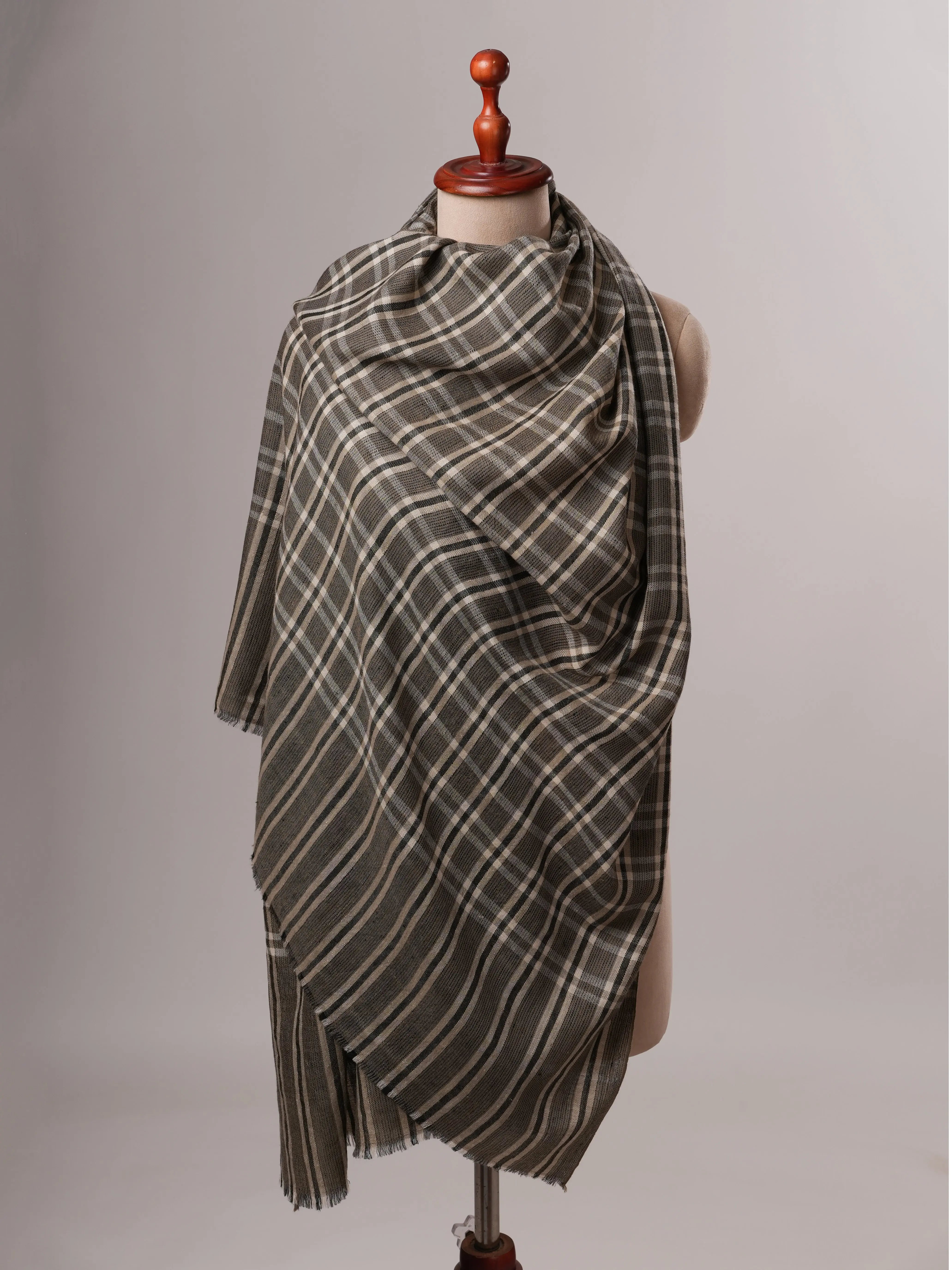 Soft Featherlight Contemporary Pashmina Shawl Shahkaar