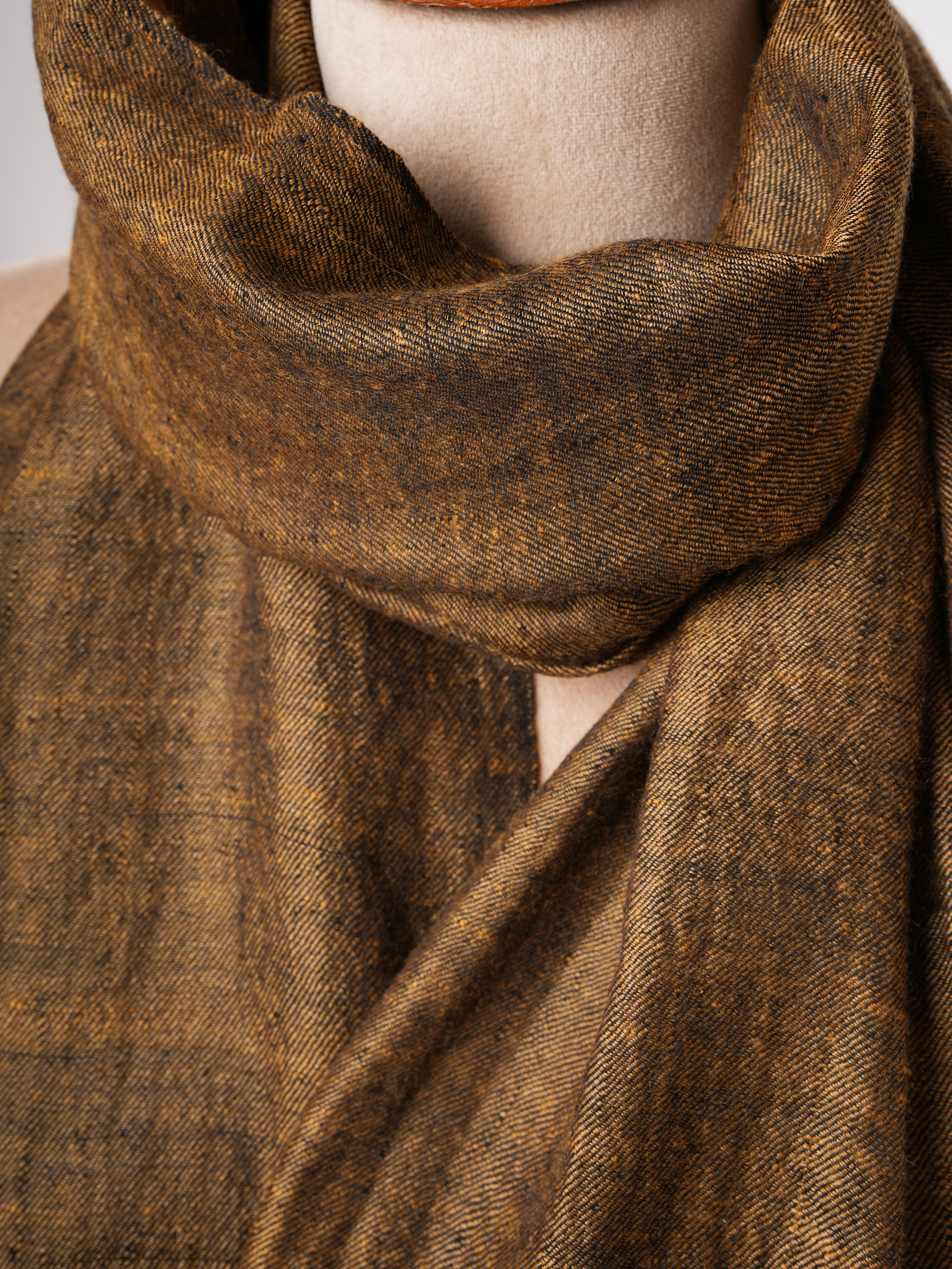 Featherlight Baby Soft Golden Luxurious Cashmere Scarf – Lightweight & Elegant