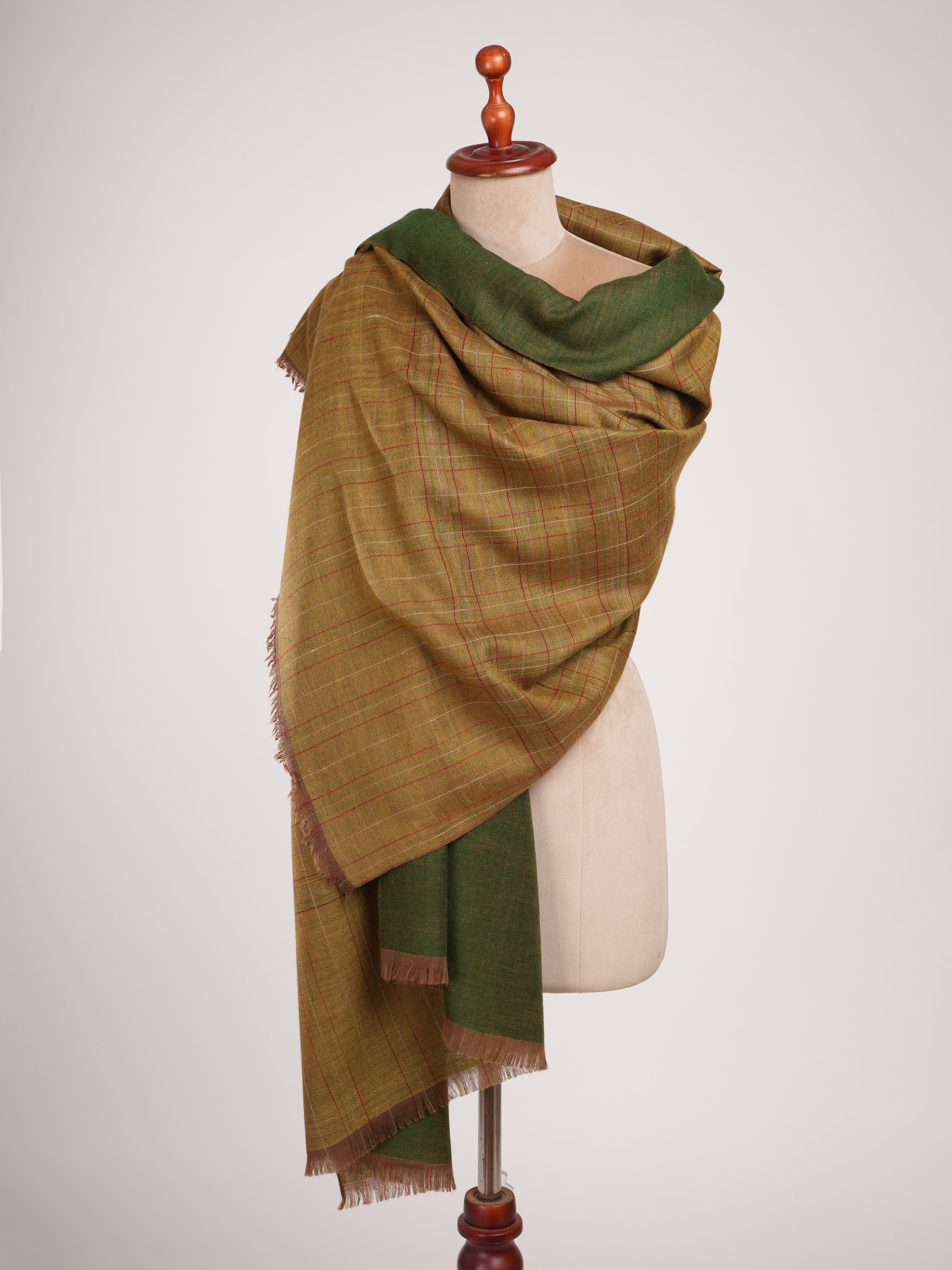 Dual shade Soft Handwoven Kashmiri Pashmina Shawl