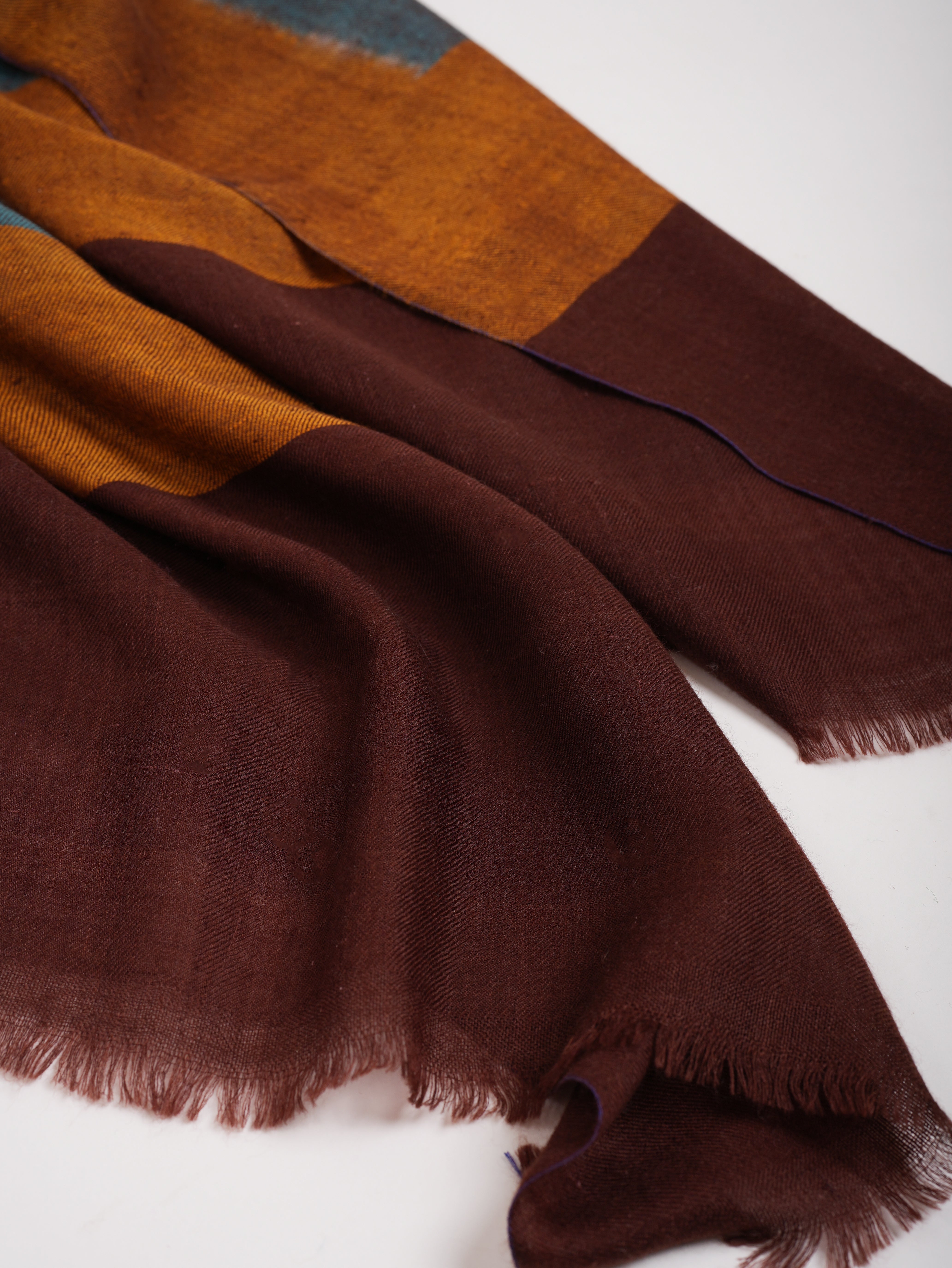 Handwoven Featherlight Pashmina Shawl