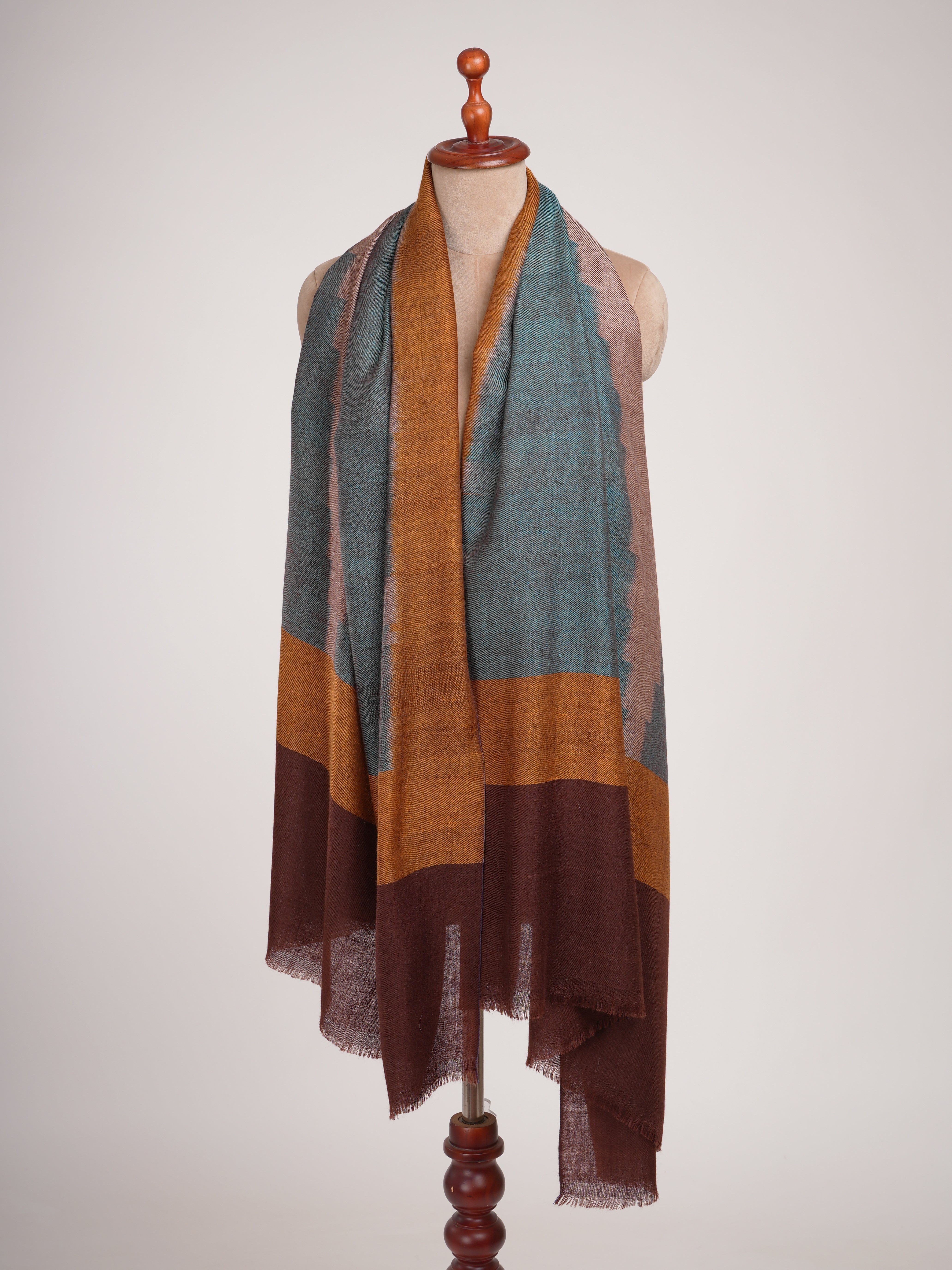 Handwoven Featherlight Pashmina Shawl