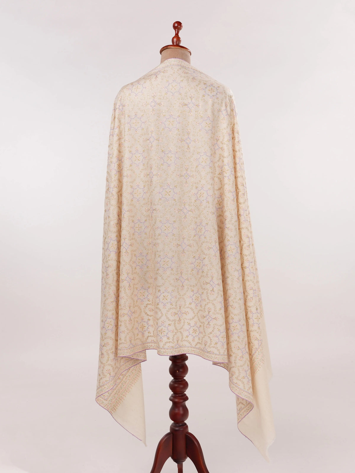 Jali Mulberry SIlk Embroidered Kashmiri Pashmina Shawl in Natural Offwhite Shahkaar.com