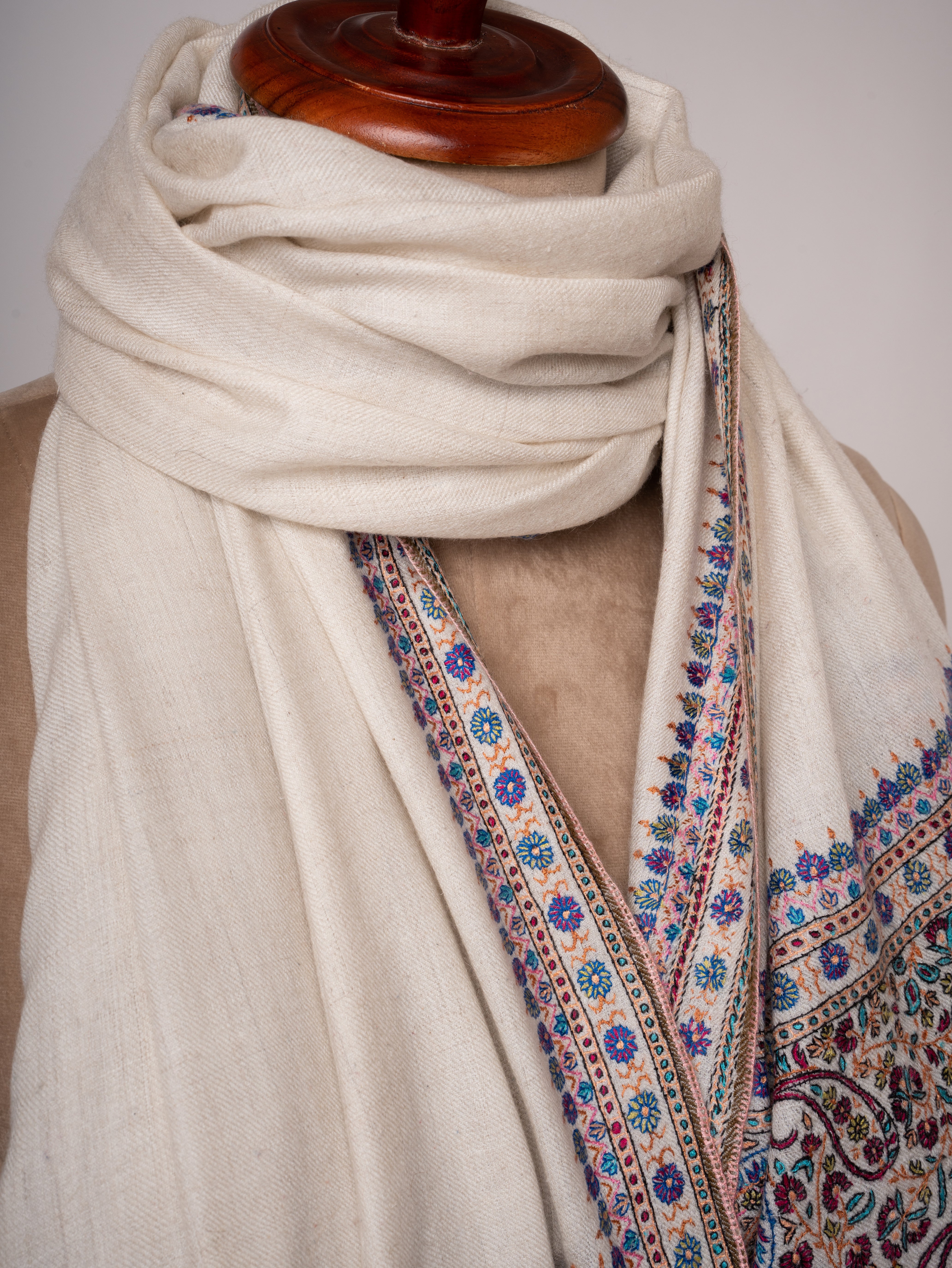 Handspun Kashmiri Pashmina Shawl Kani Weave & Palla Embroidery on Ends Shahkaar
