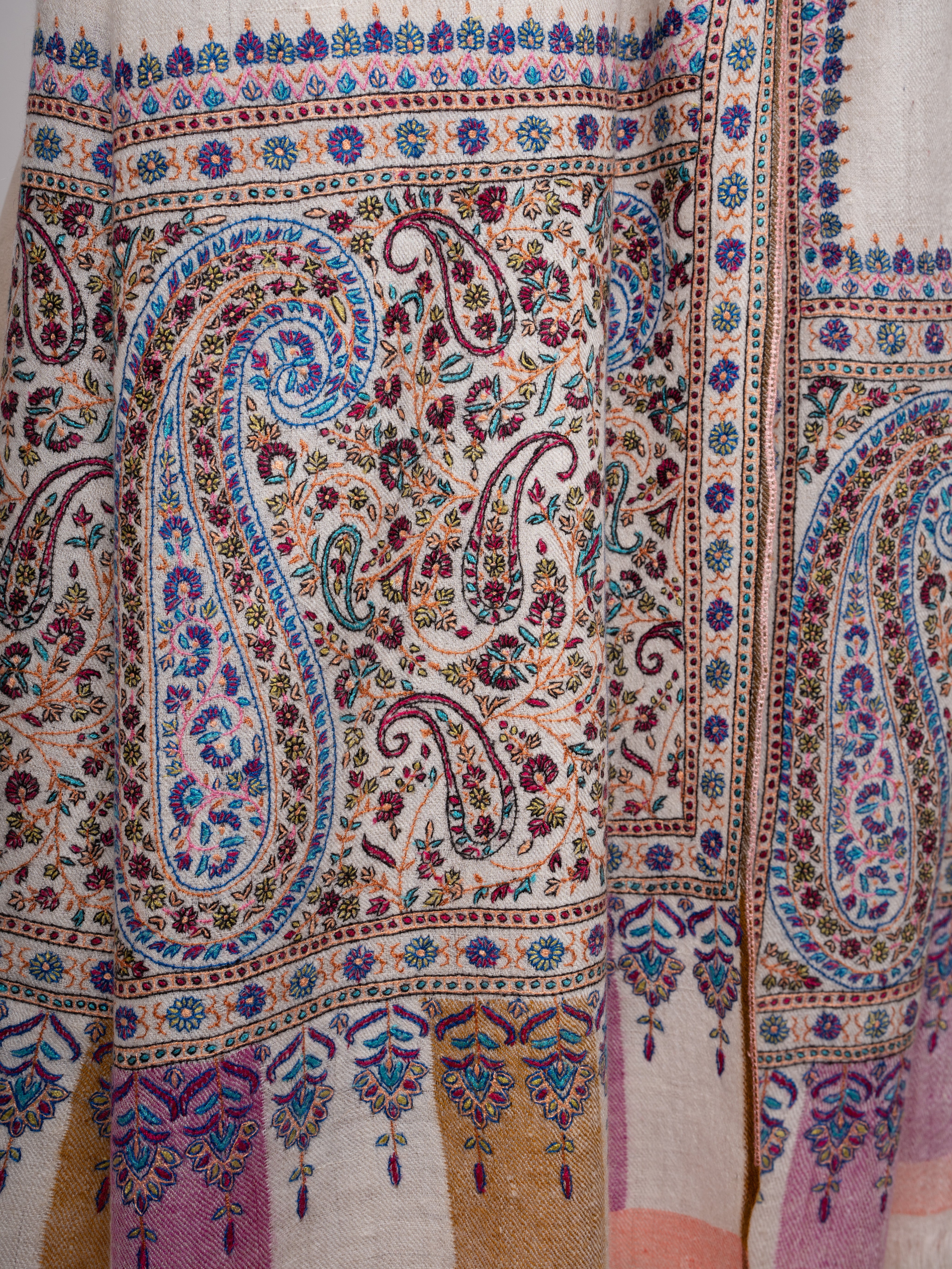 Handspun Kashmiri Pashmina Shawl Kani Weave & Palla Embroidery on Ends Shahkaar