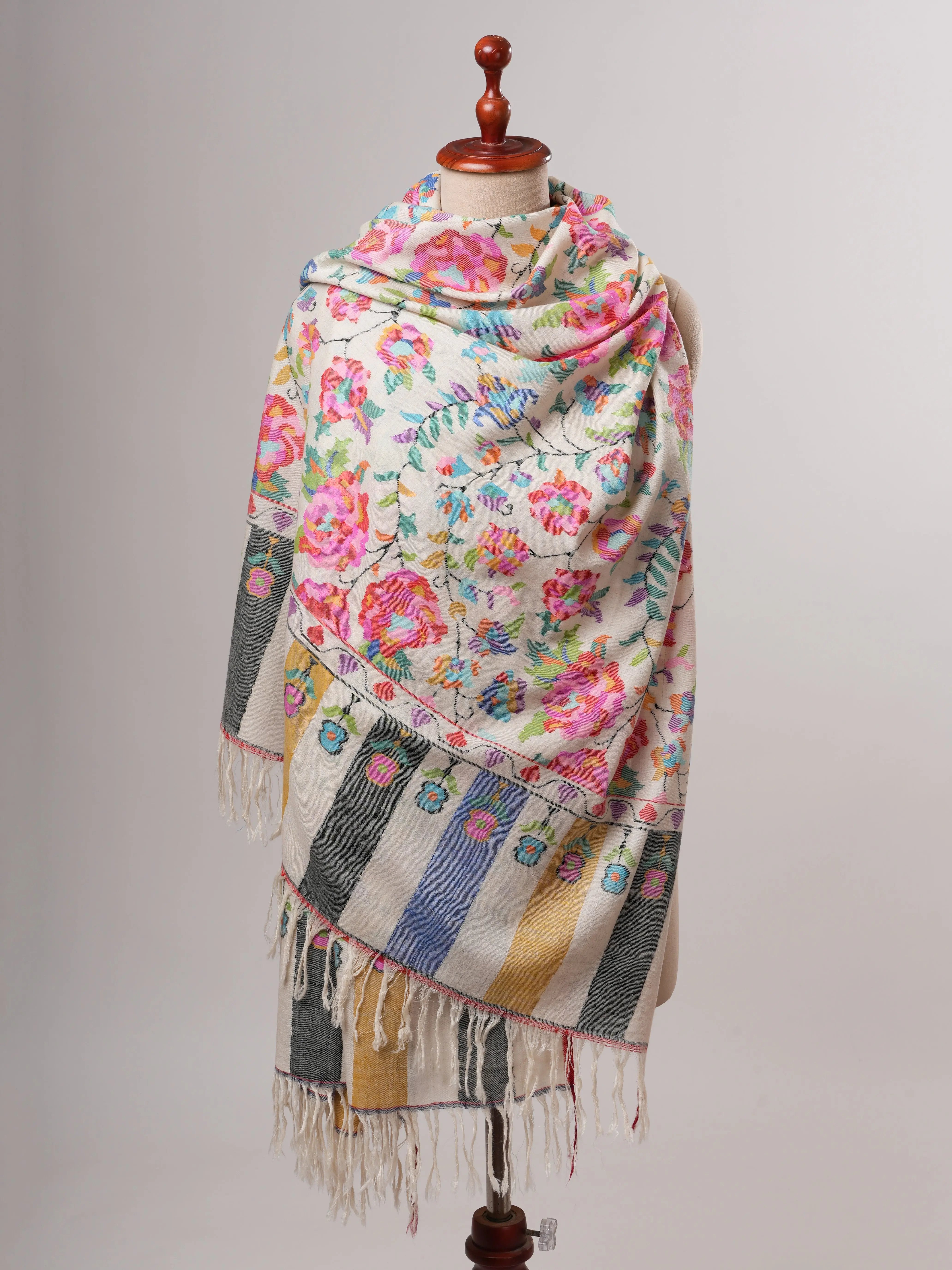 Ivory Kashmiri Kani Pashmina Shawl with Handwoven Floral Motifs Shahkaar