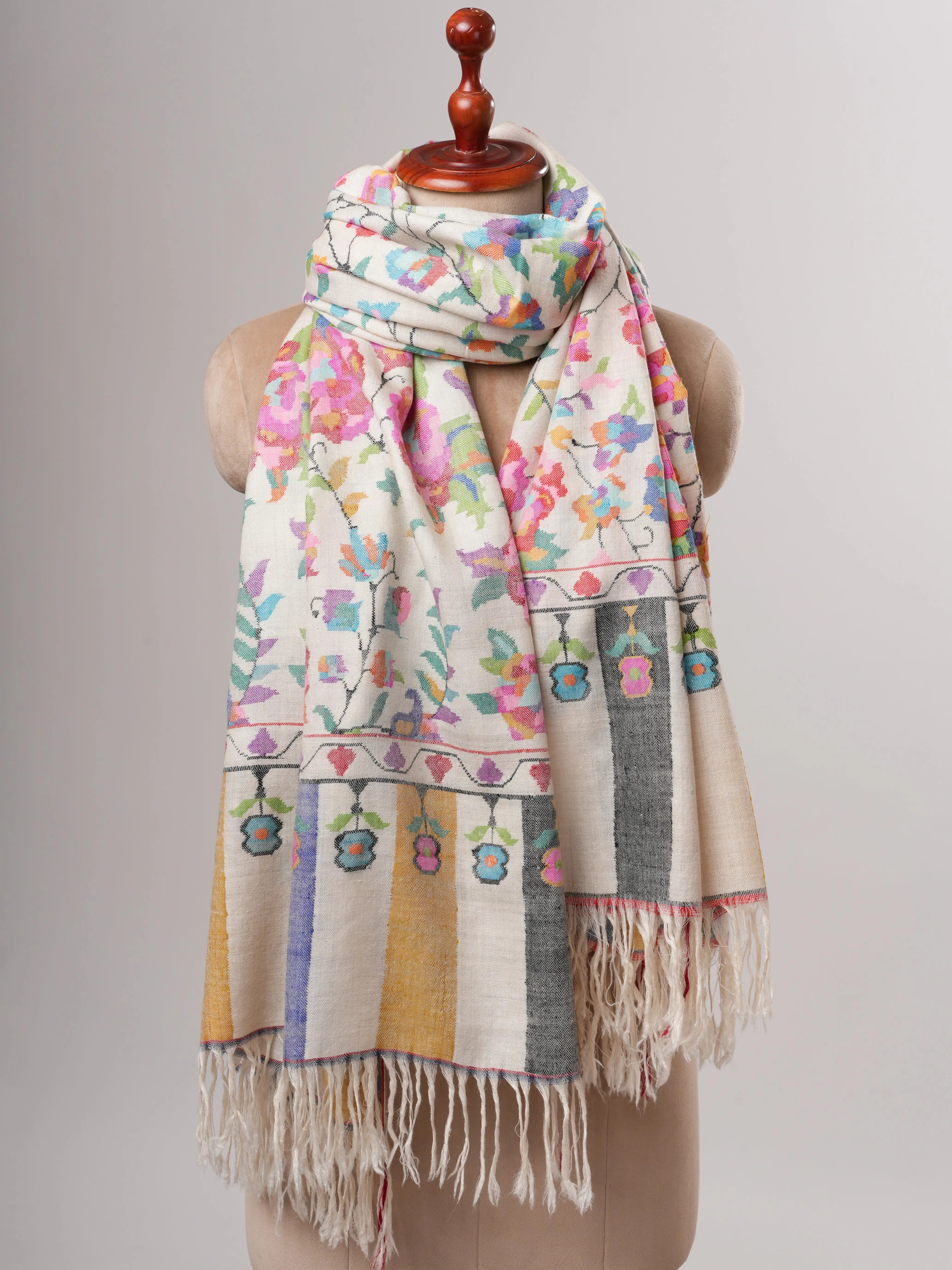 Ivory Kashmiri Kani Pashmina Shawl with Handwoven Floral Motifs Shahkaar