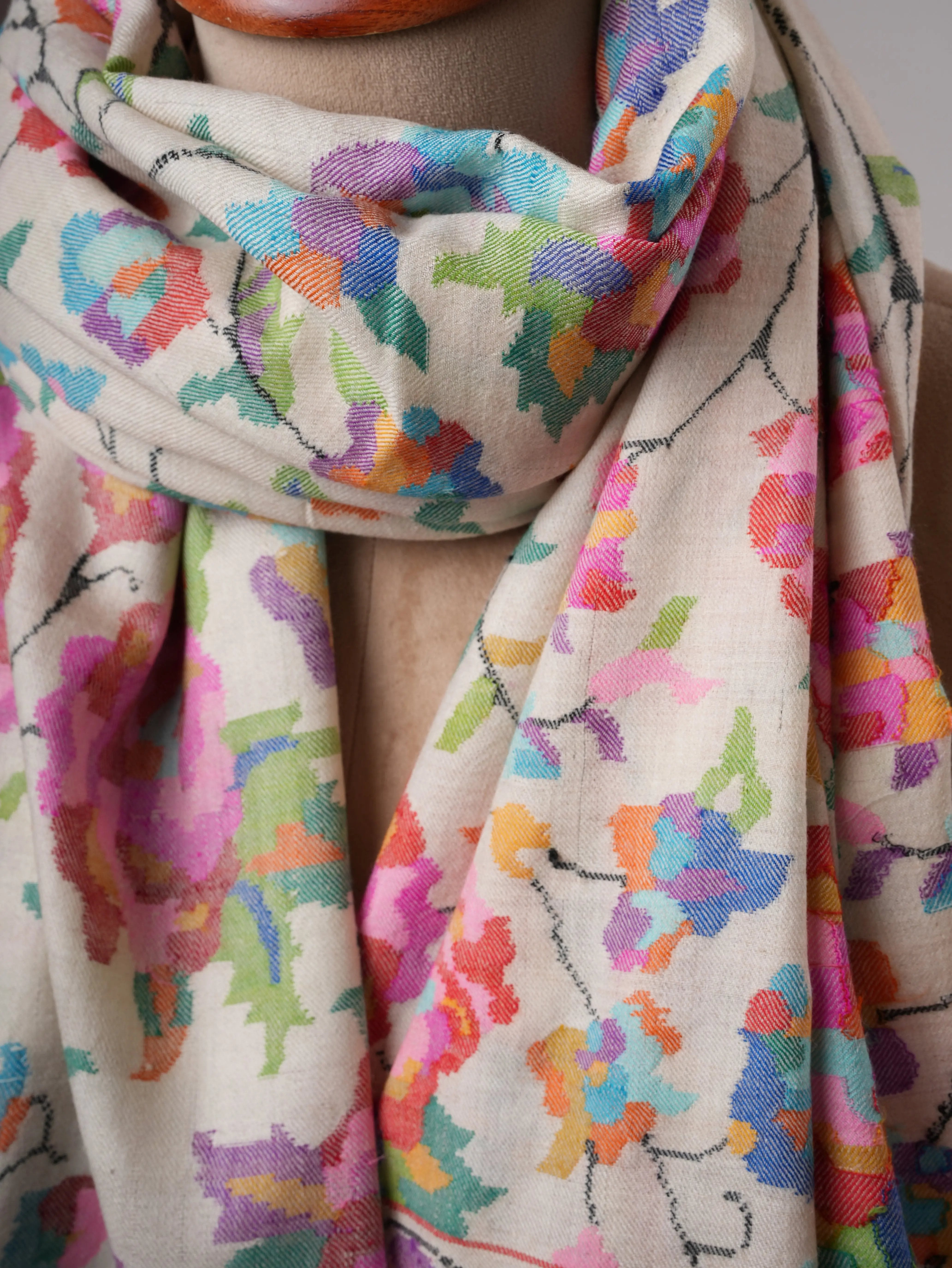 Ivory Kashmiri Kani Pashmina Shawl with Handwoven Floral Motifs Shahkaar