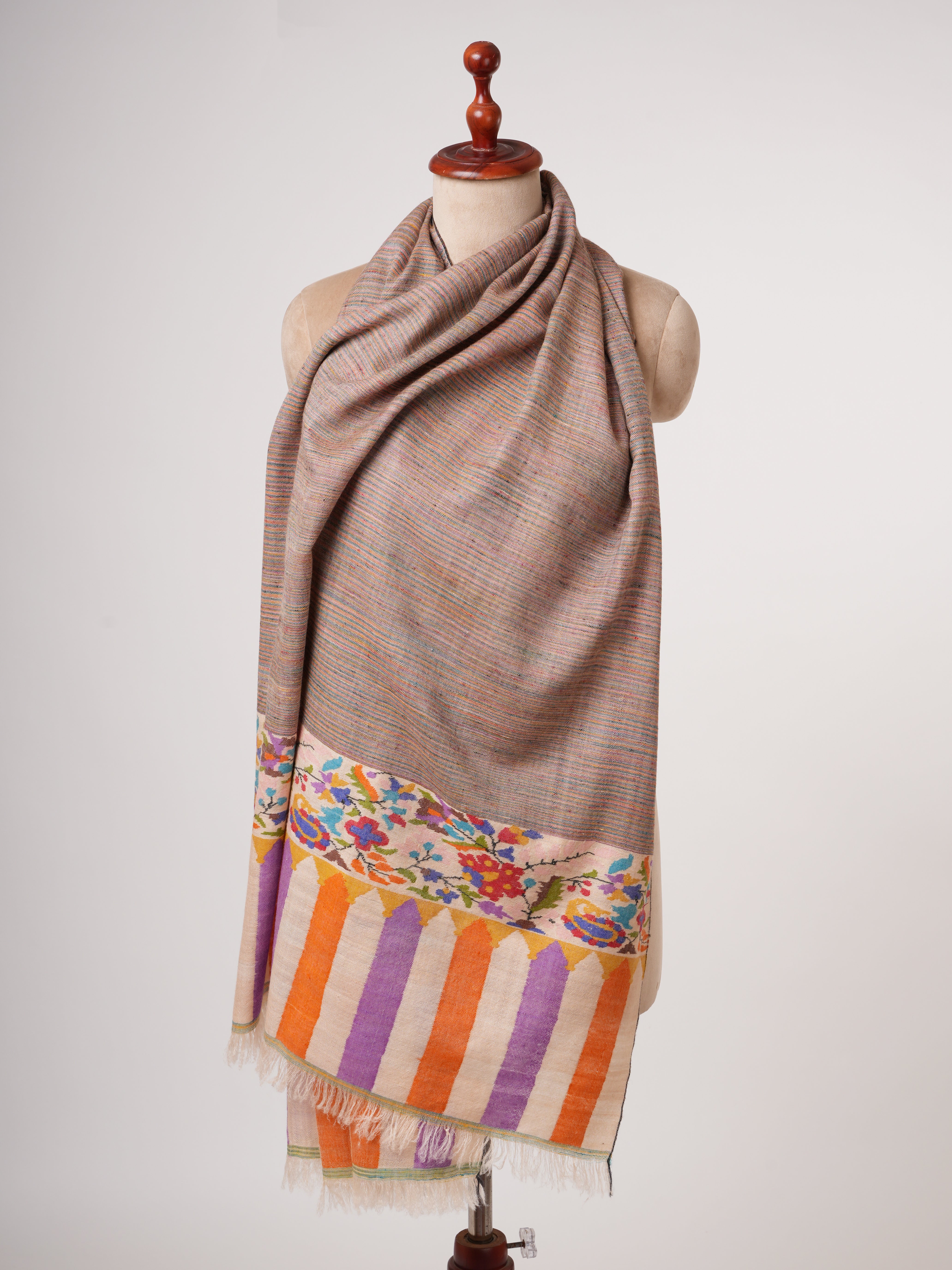 Kani Soft Handwoven Cashmere Stole met bloemenmotief