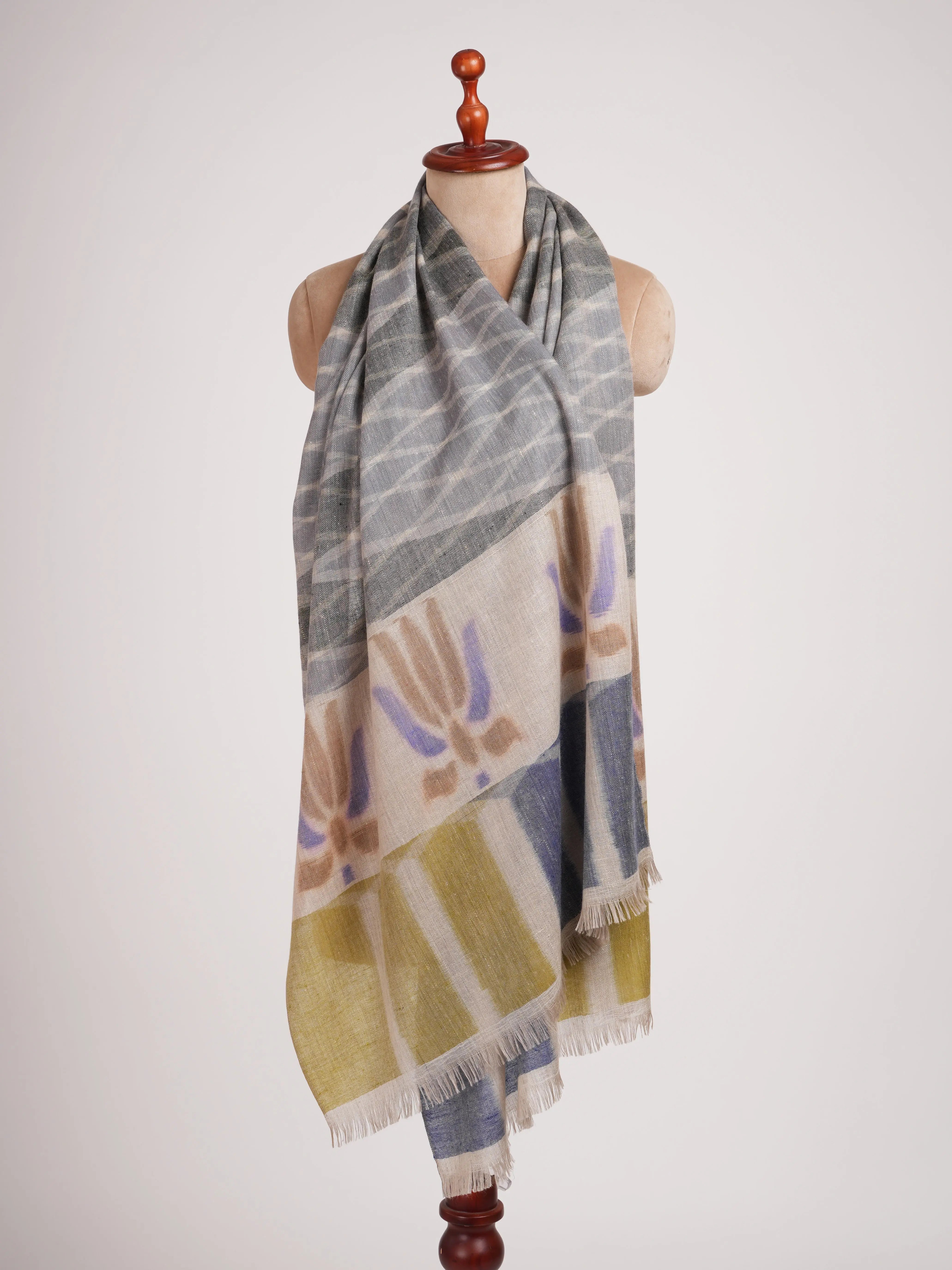 Pure Cashmere Featherlight Ikat Handloomed Scarf