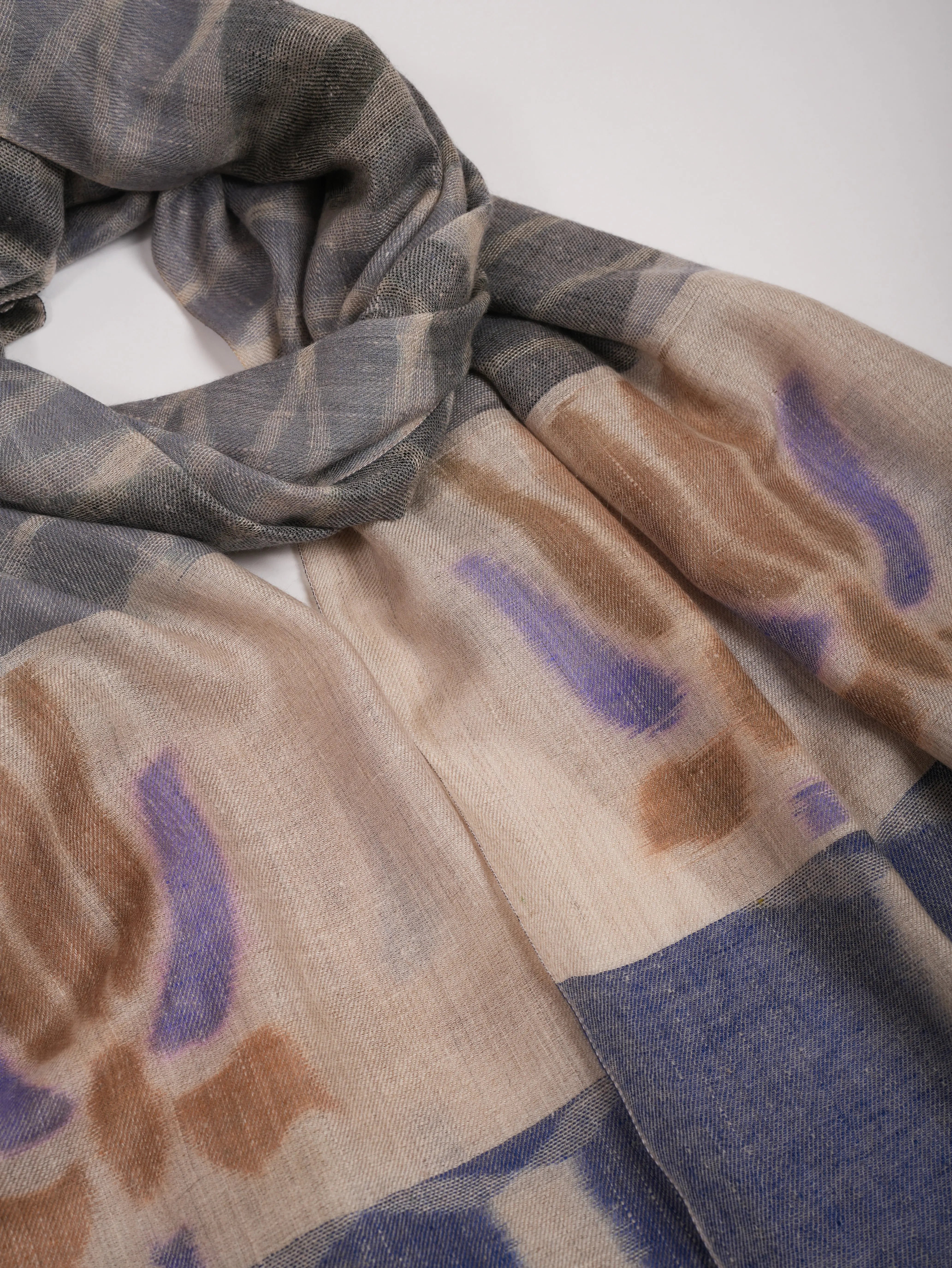 Pure Cashmere Featherlight Ikat Handloomed Scarf