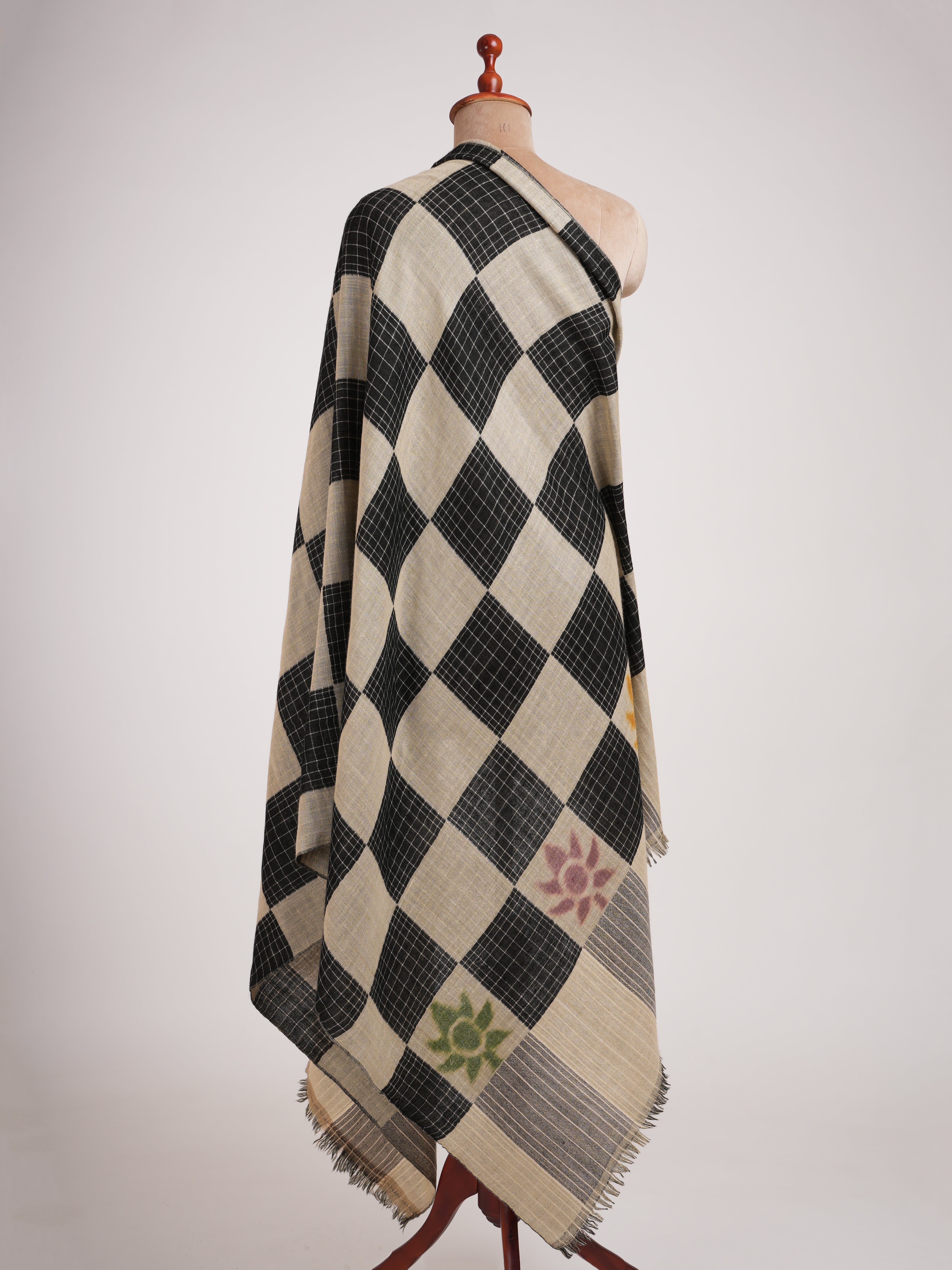 Handwoven Dorukha Dualshade Ikat Indian Shawl Shahkaar