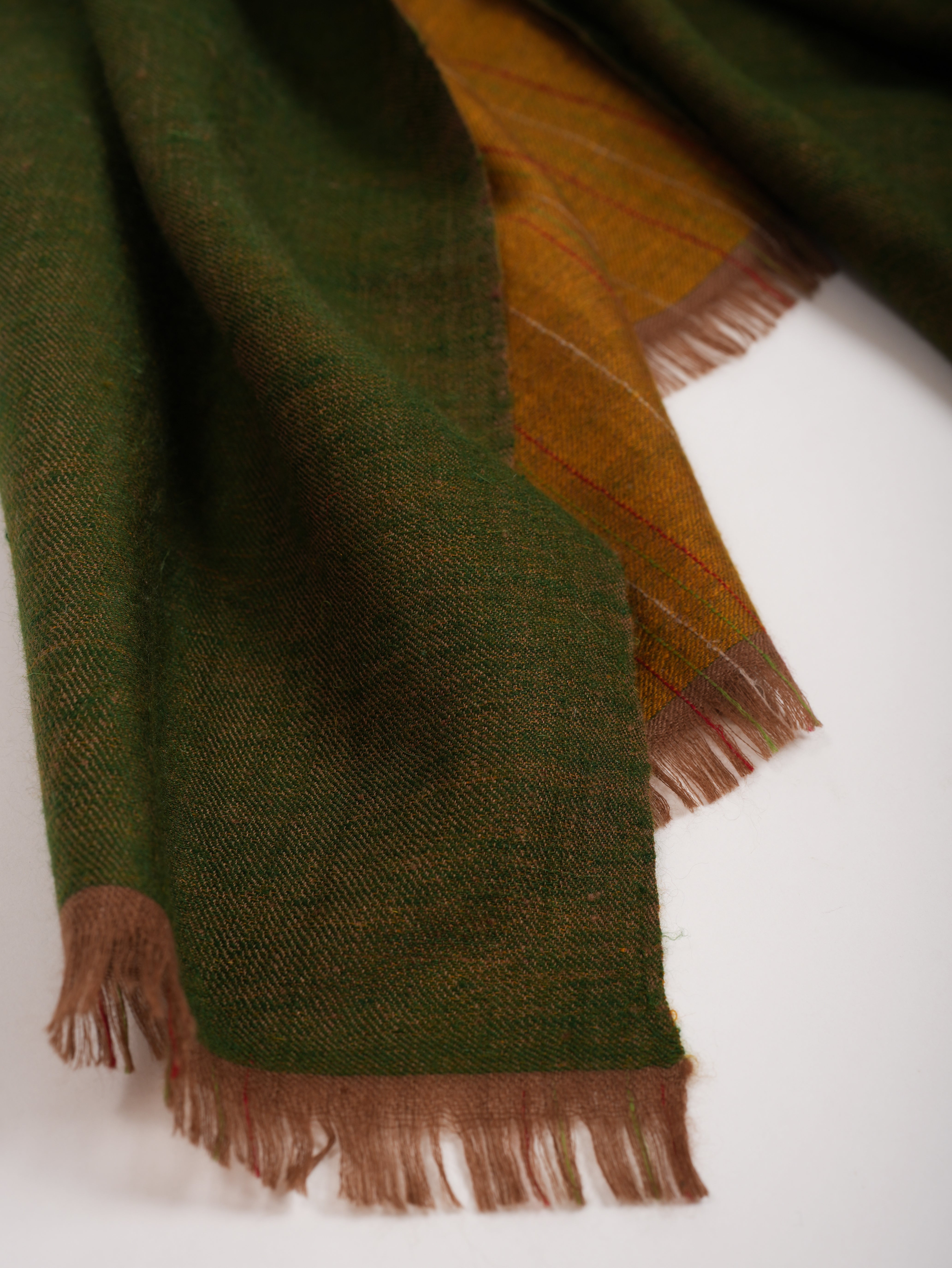 Dorukha Handwoven Kashmiri Pashmina Shawl Shahkaar