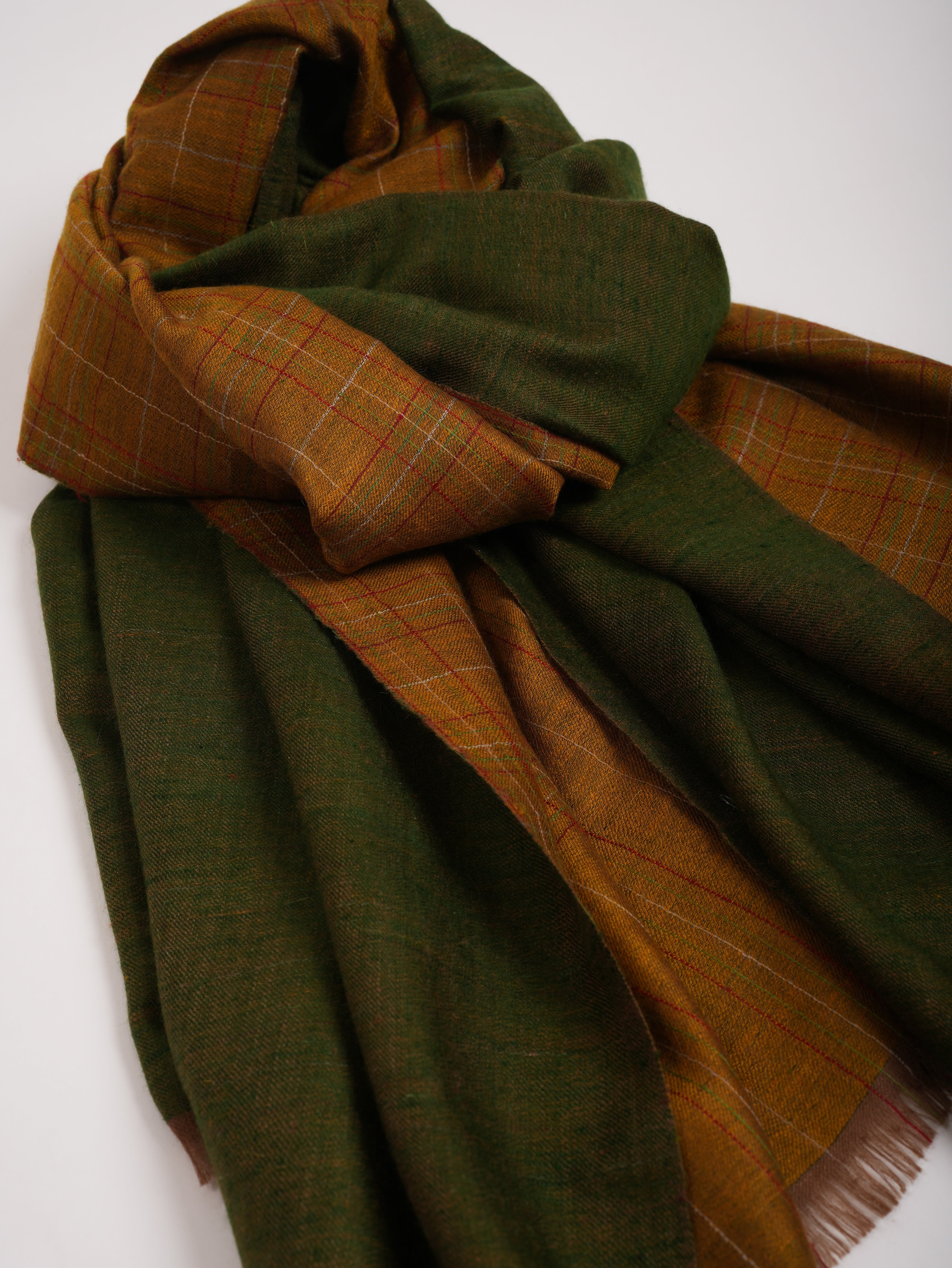 Dorukha Handwoven Kashmiri Pashmina Shawl Shahkaar